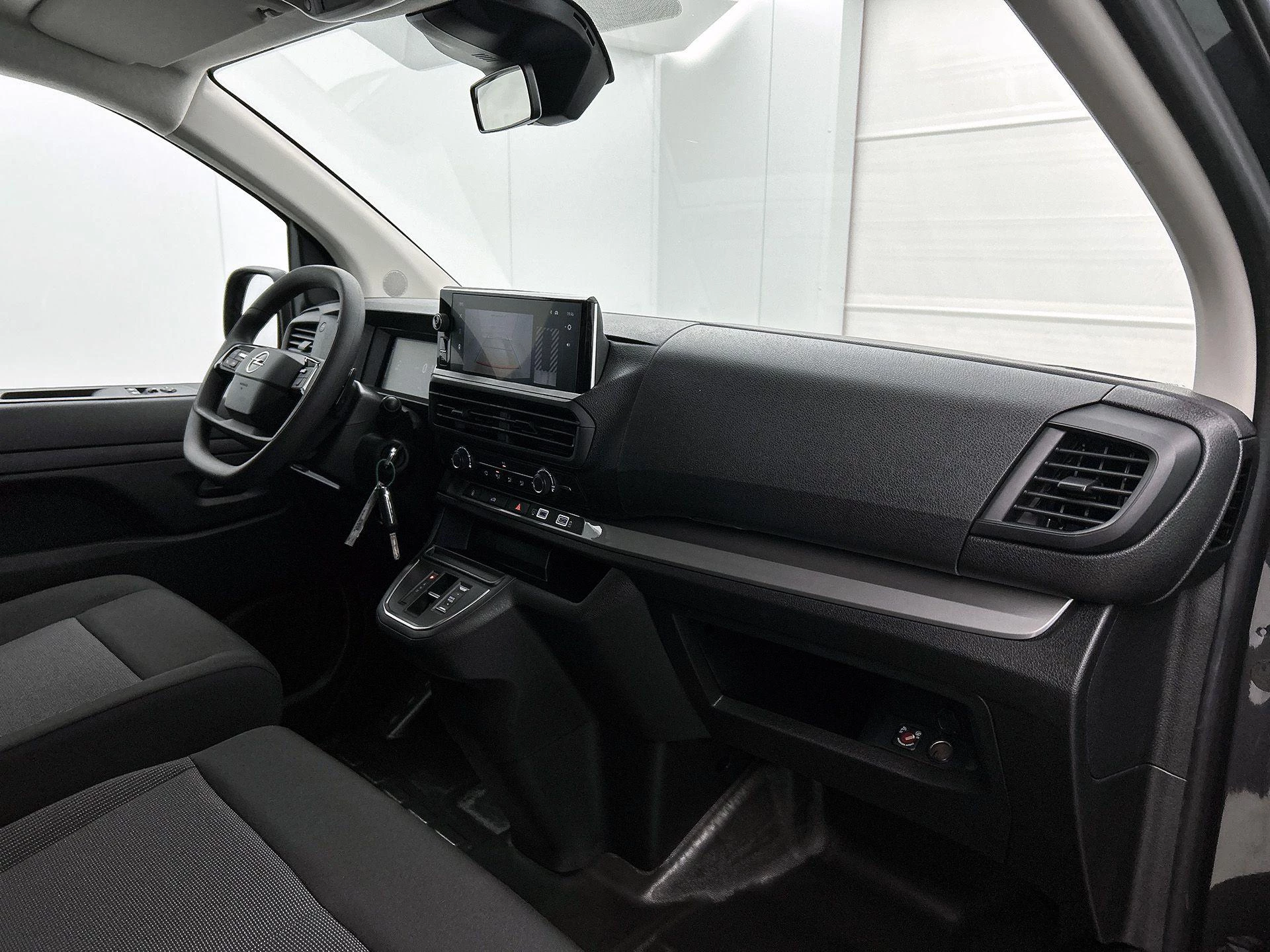 Opel-Vivaro-e-image-15