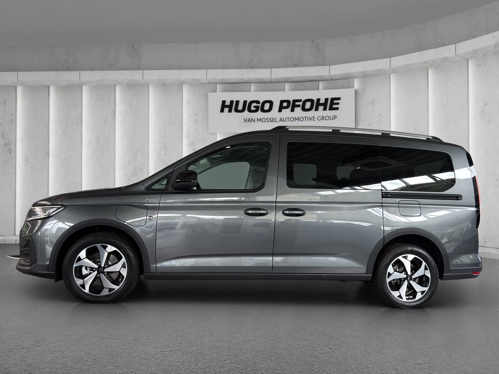 Ford-Tourneo Connect-image-1