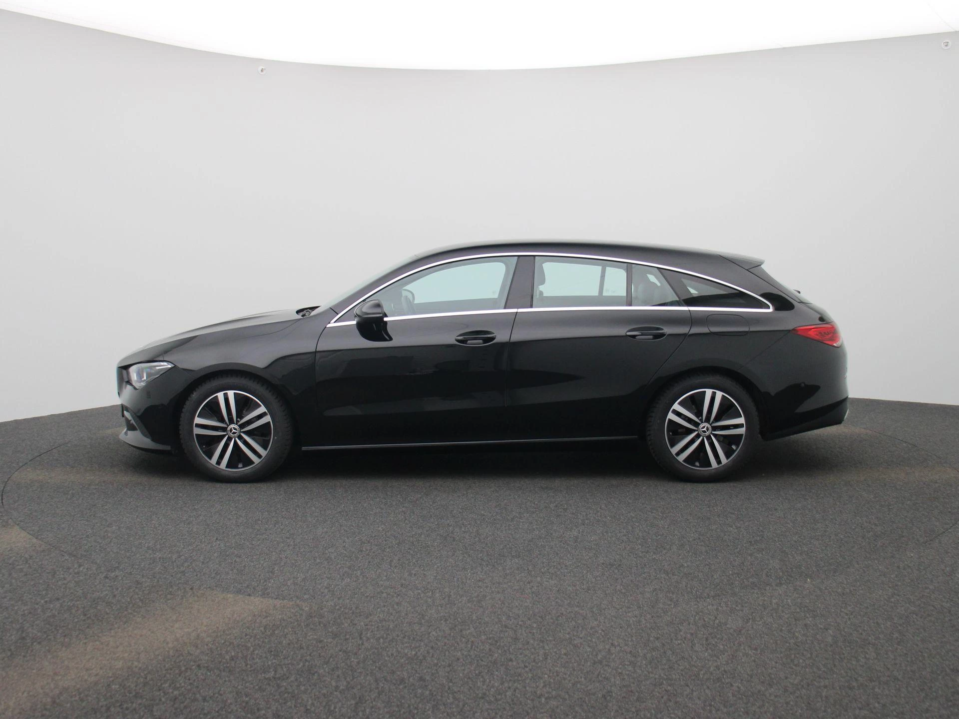 Mercedes-Benz CLA Shooting Brake CLA 180 Business Line