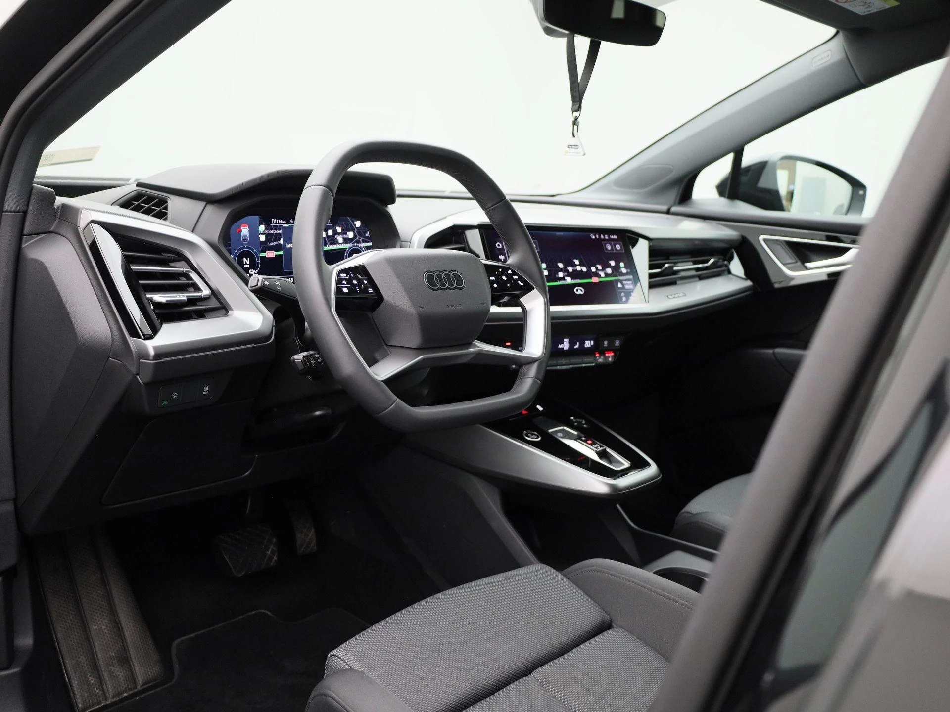 Audi-Q4 e-tron-image-36