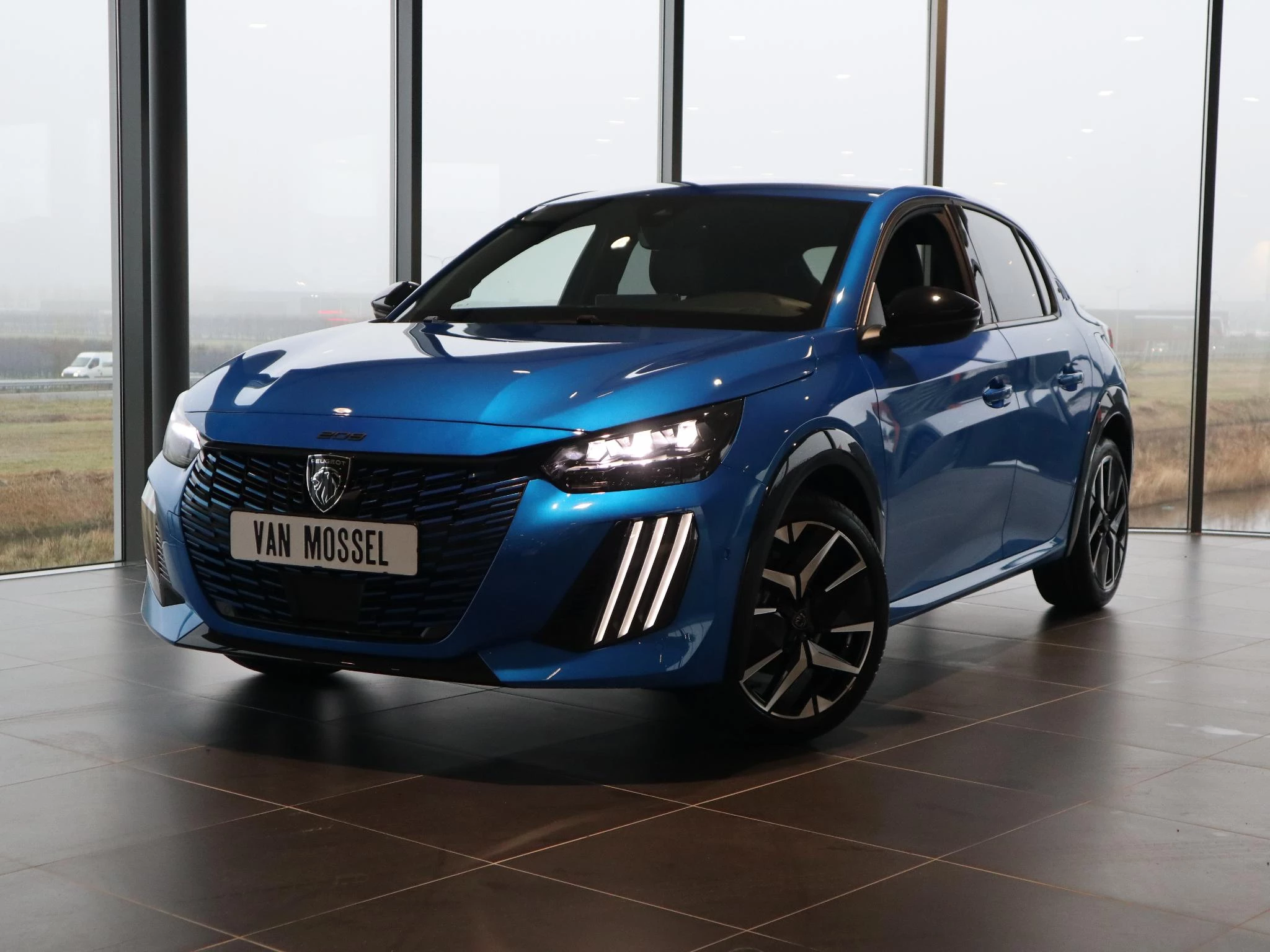 Peugeot-e-208-image-39