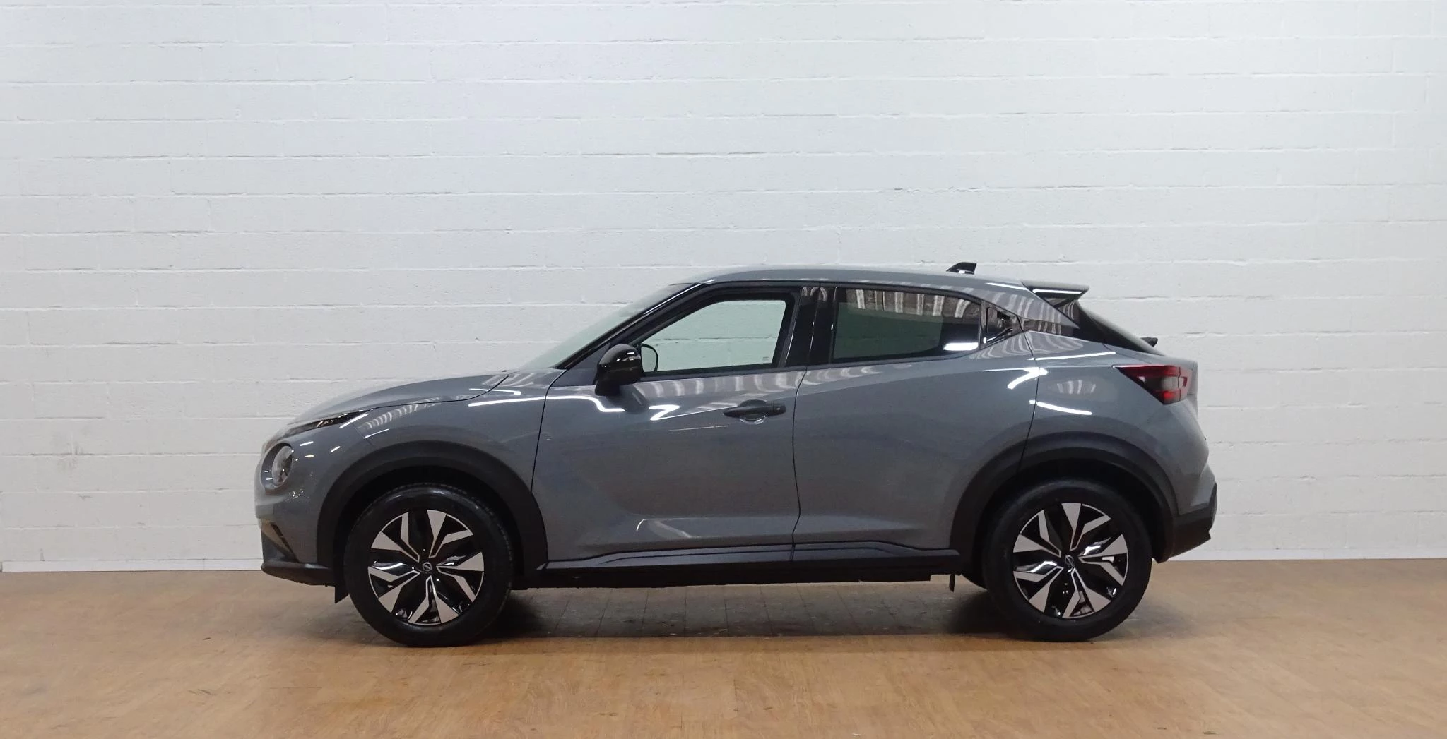 Nissan Juke 1.0 DIG-T Acenta automaat