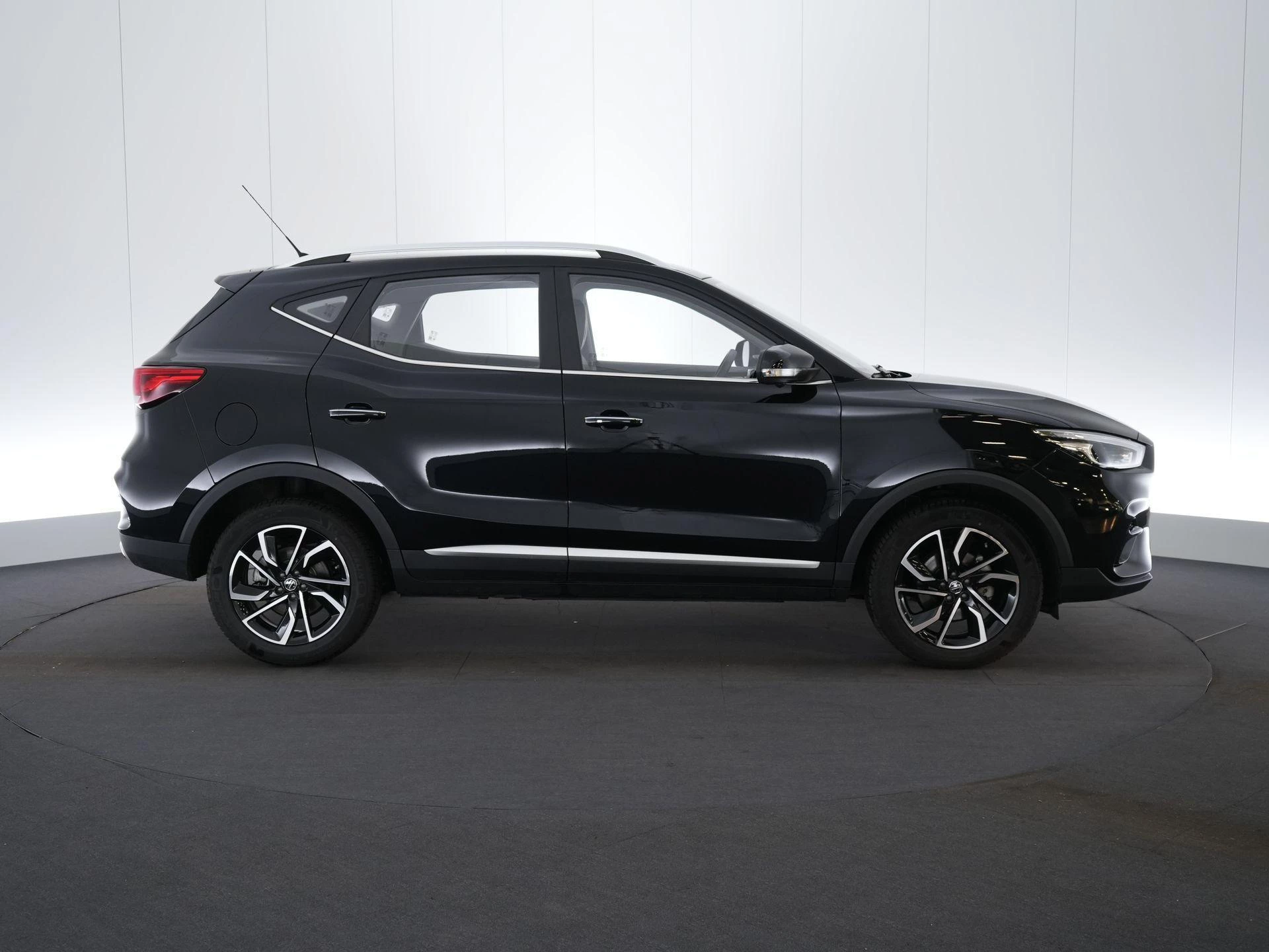 MG ZS 1.0 T-GDi AT LUXURY