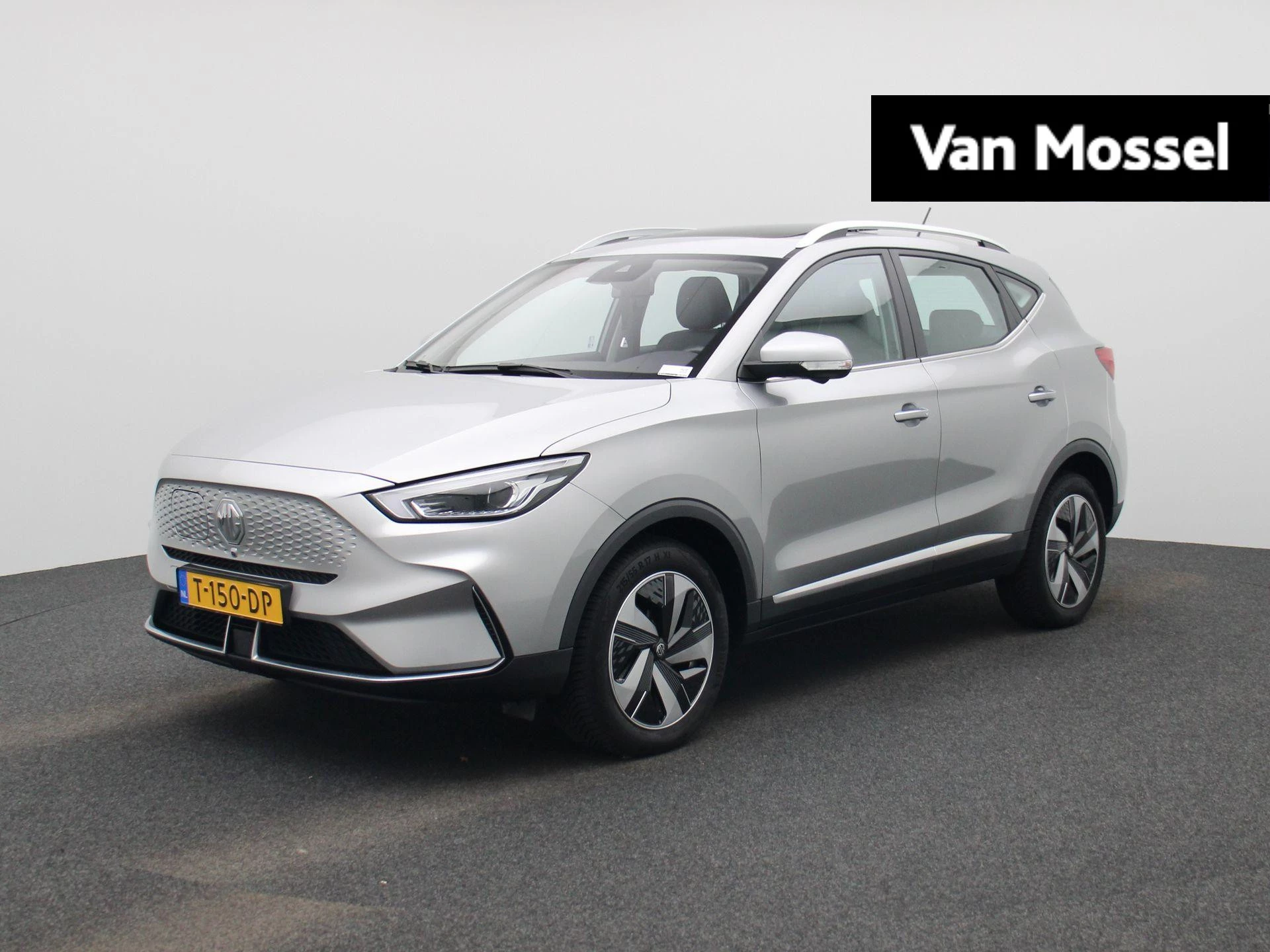 MG-ZS EV-image-0