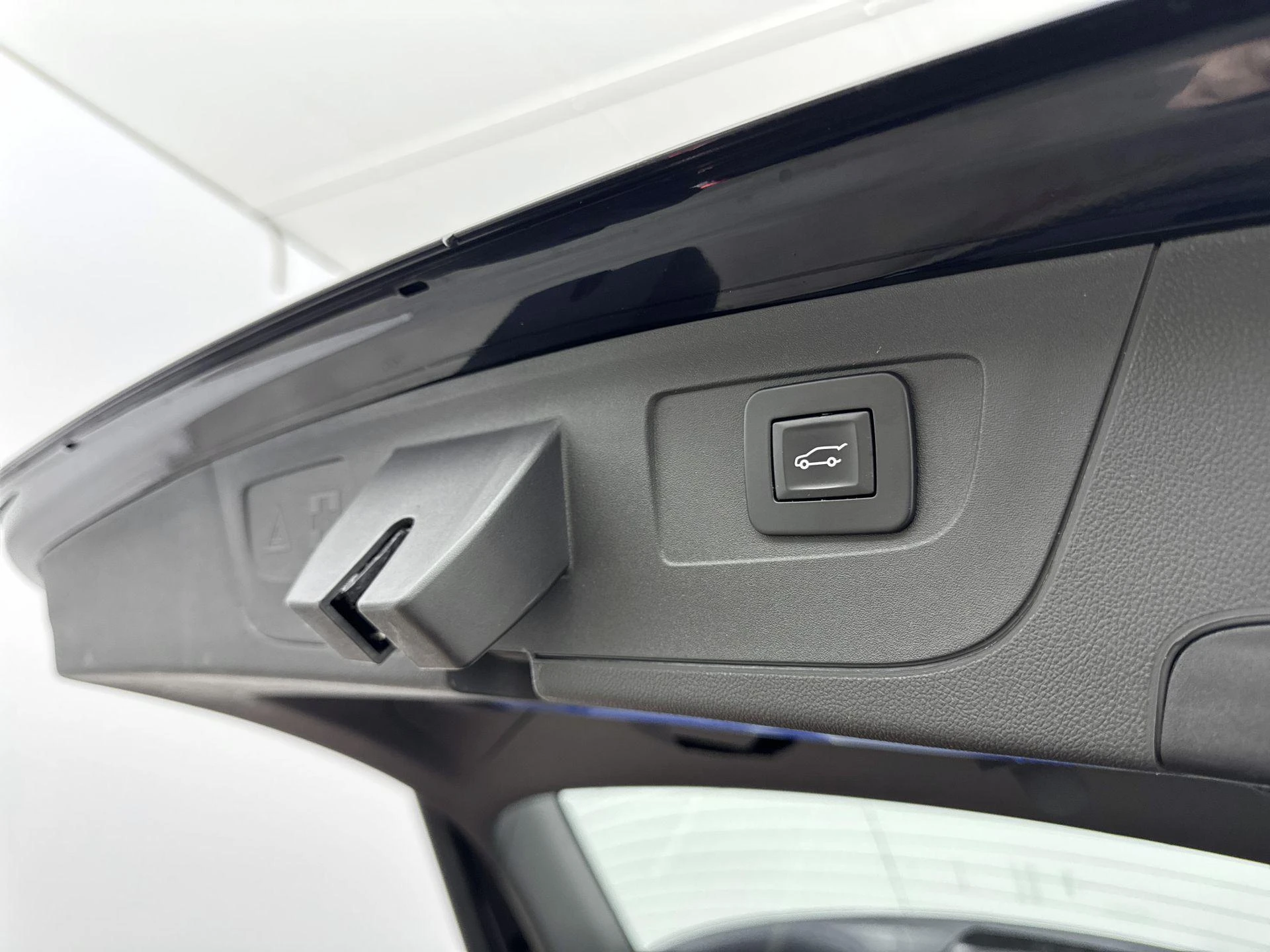 Opel-Insignia-image-14