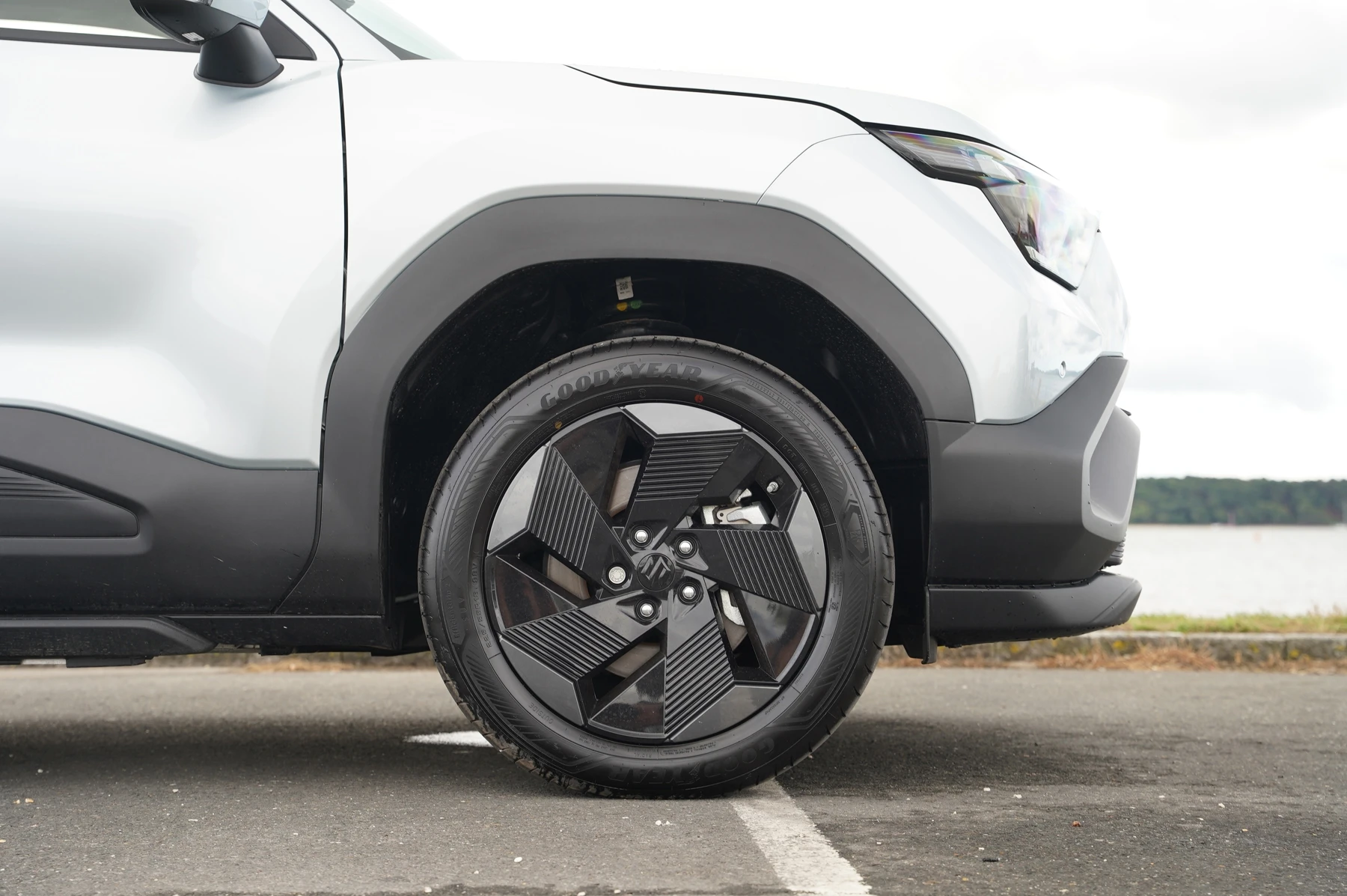 Suzuki-e Vitara-image-33