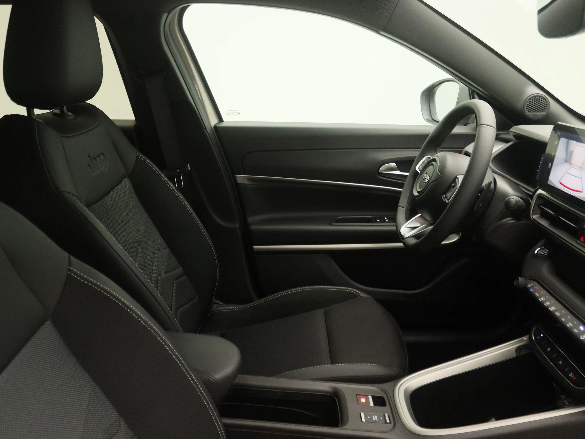 Jeep-Avenger-image-23