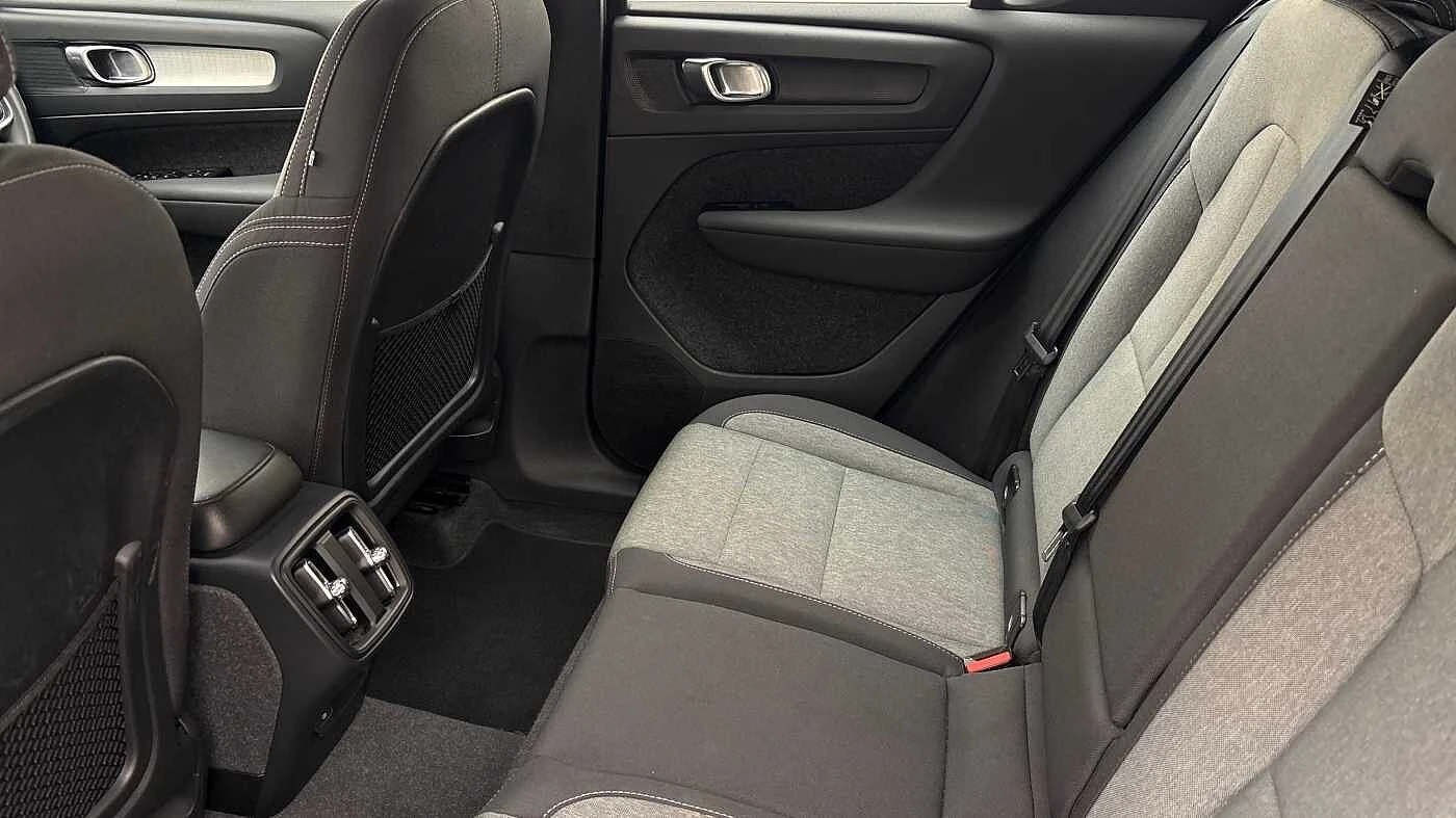 Volvo-XC40-image-7