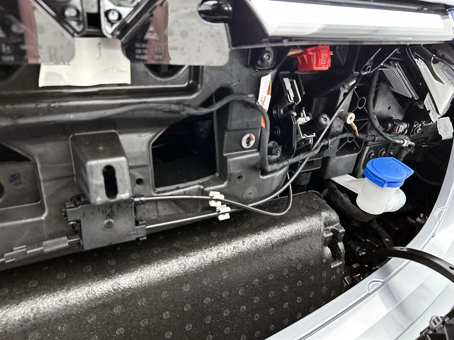 Volkswagen-ID. Buzz Cargo-image-24