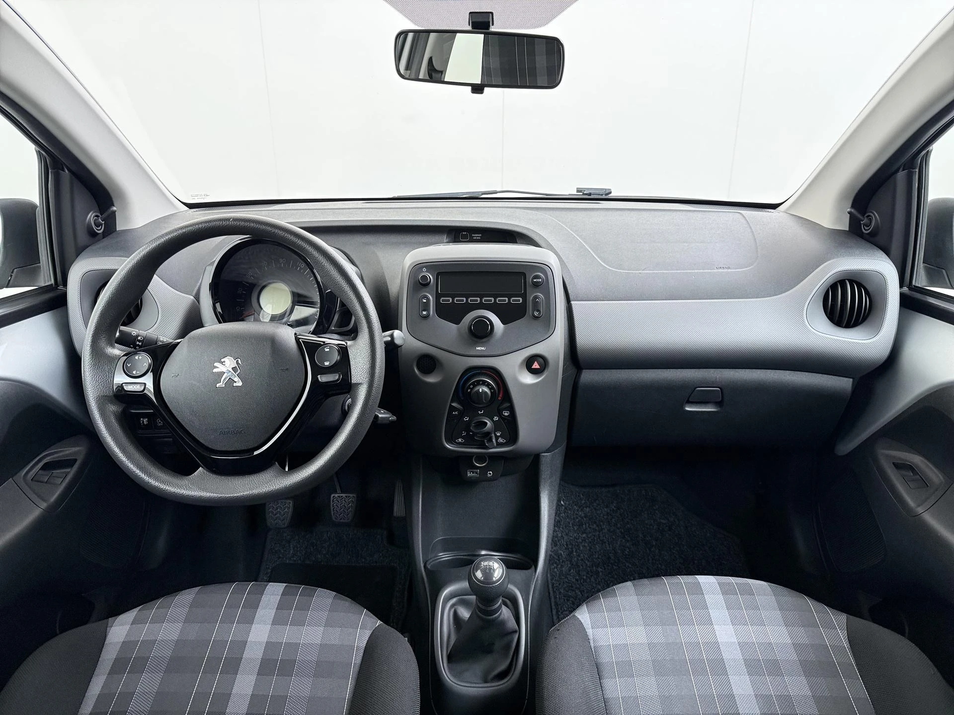 Peugeot-108-image-4