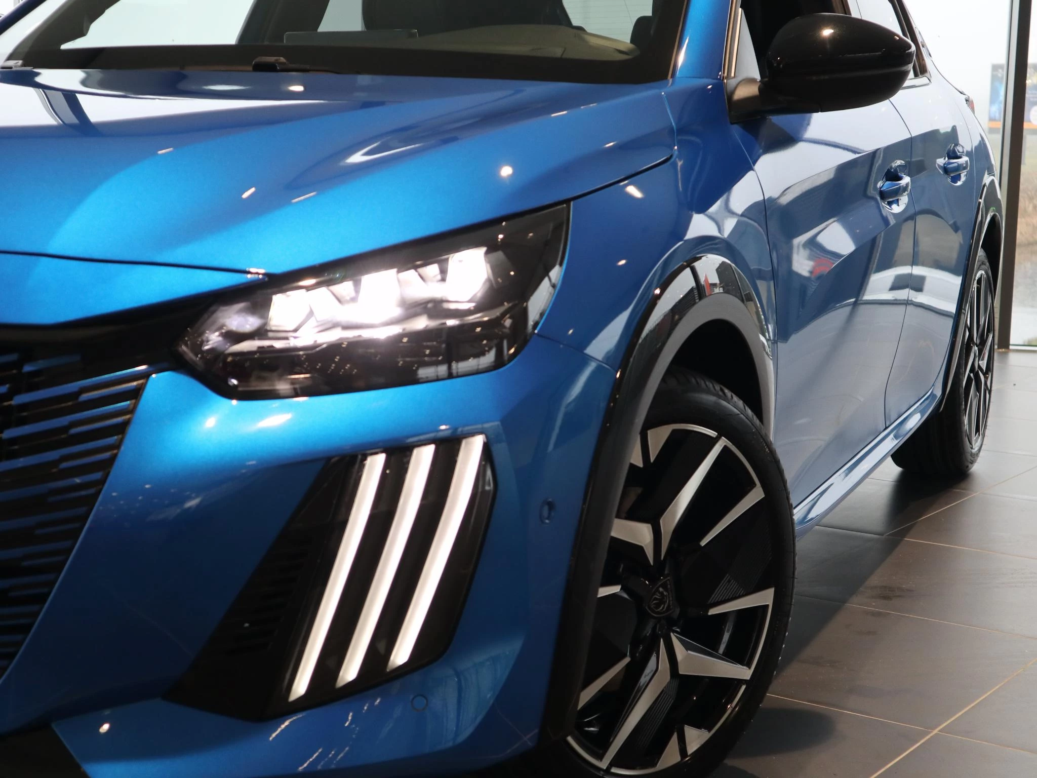 Peugeot-e-208-image-33