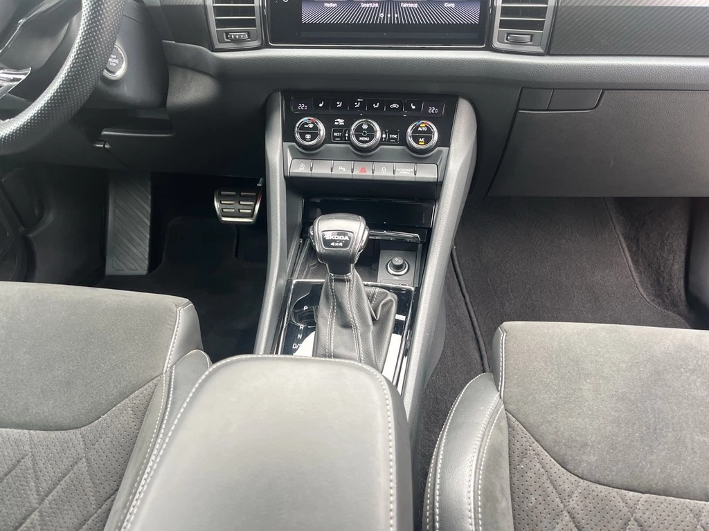 Škoda Kodiaq 2.0 TDI 4x4 DSG Sportline *LED*Kamera*ACC