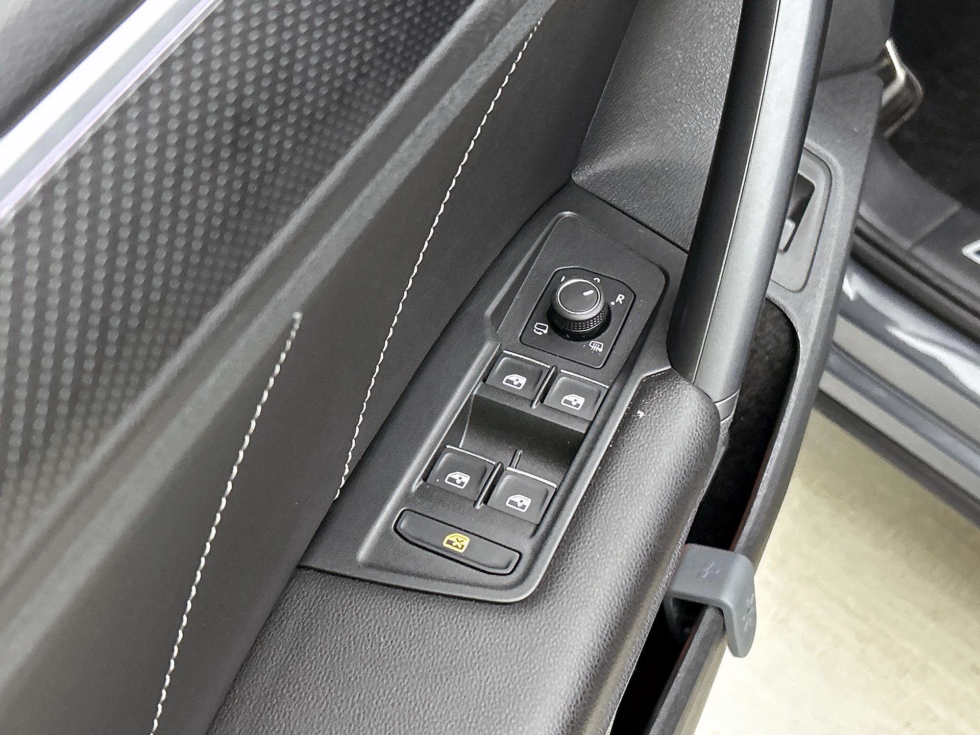 Volkswagen-Tiguan-image-33