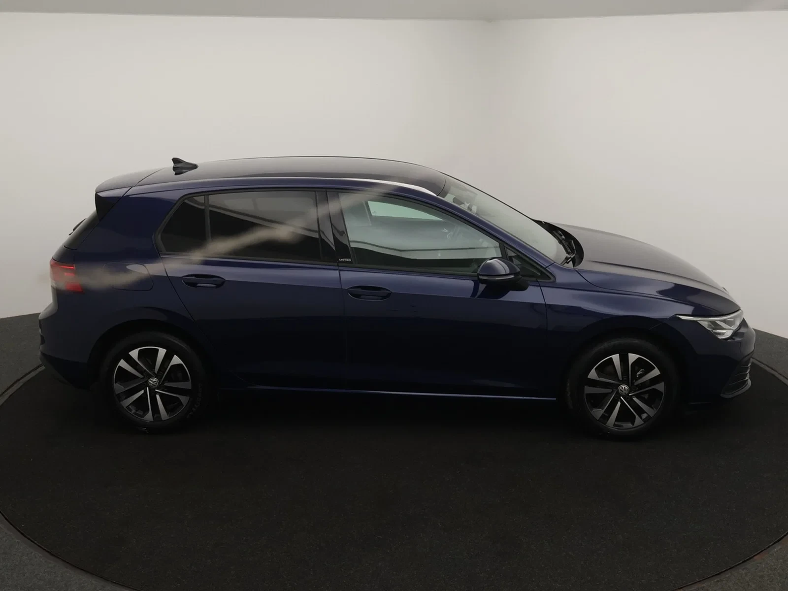 Volkswagen Golf VIII Golf 1.5TSI 131PK *VIRTUAL COCKPIT*CAMERA*ACC*PDC*NAVI*APP-CONNECT*ZETELVERWARMING*AIRCO*BLTH*...*