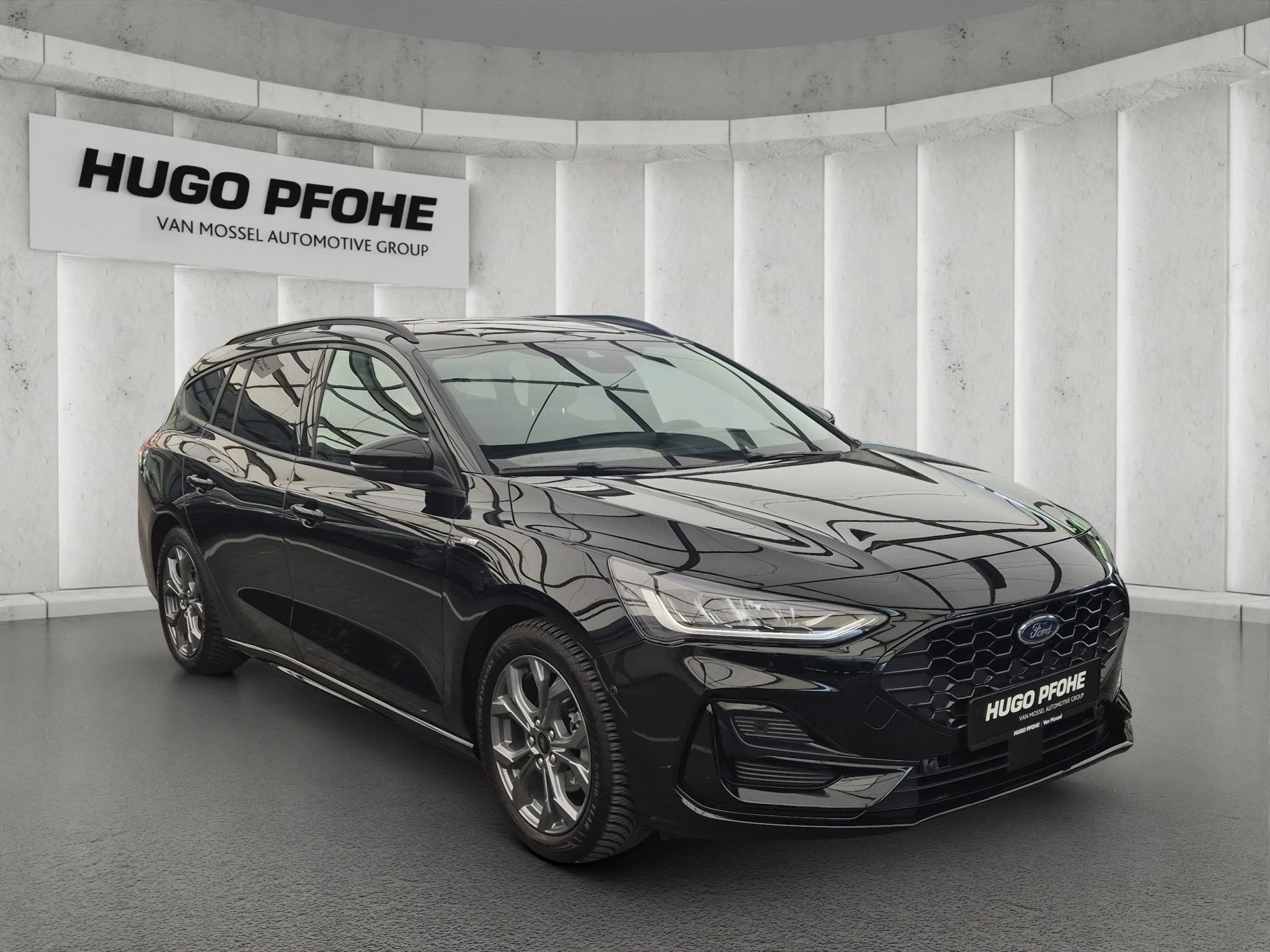 Ford Focus ST-Line X Turnier Aut.*AHK*ACC*HUD*KAM*NAVI*WINTER-PKT.