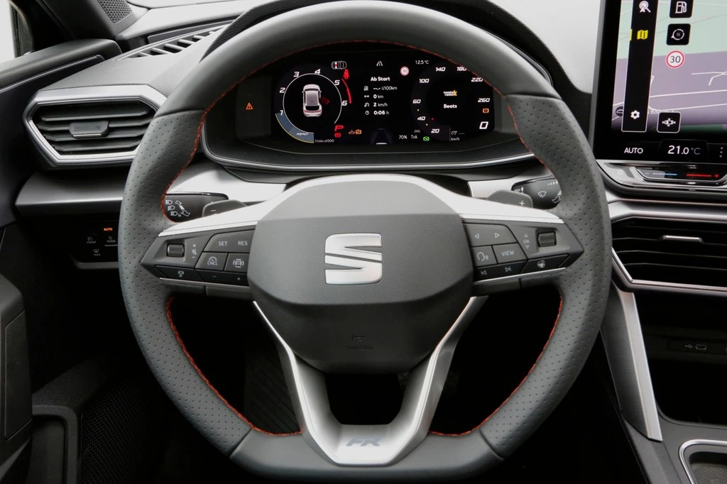SEAT Leon 2.0 TDI FR UPE 44.780 Business Assist 18"