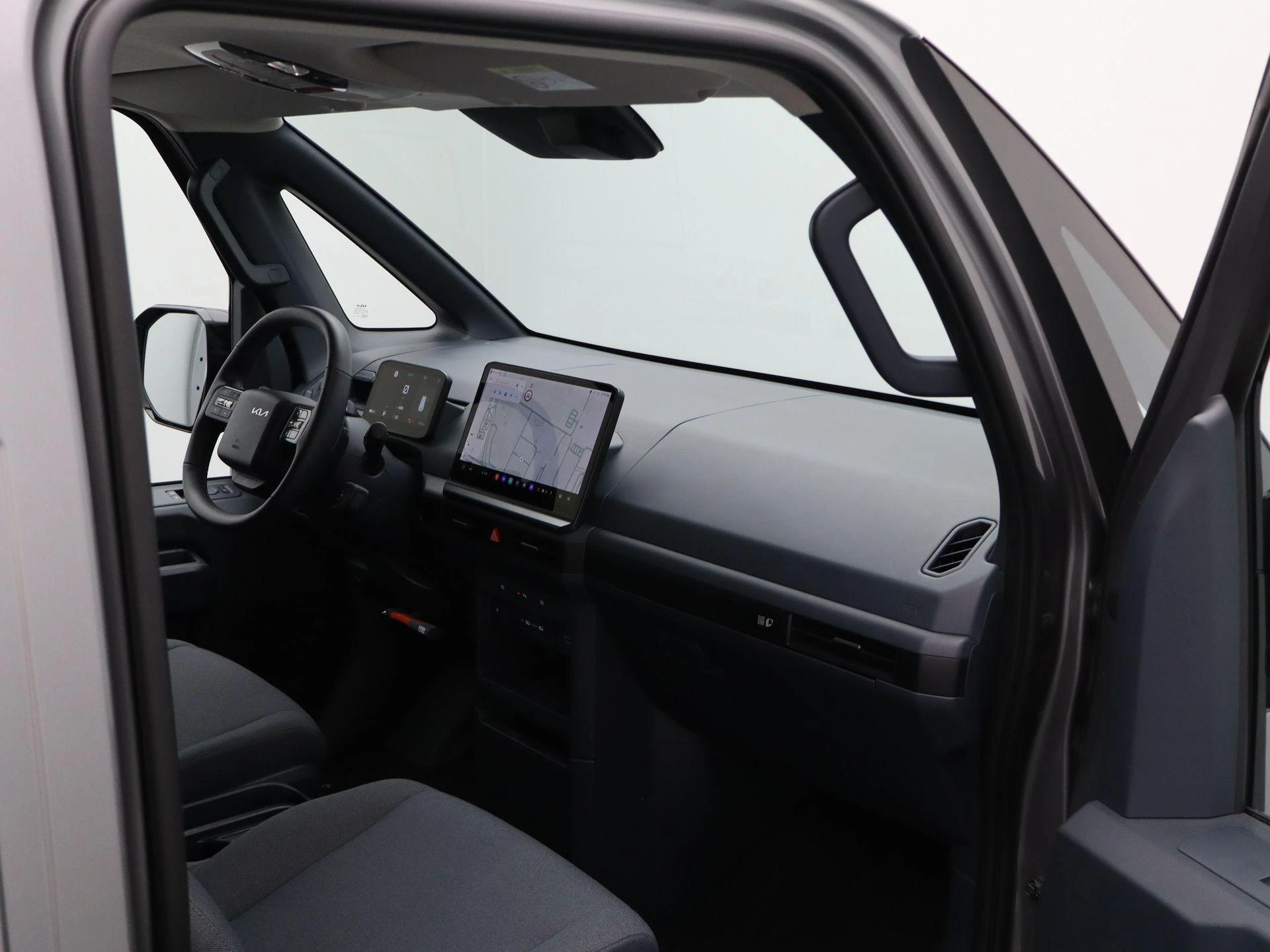 Kia-PV5-image-30