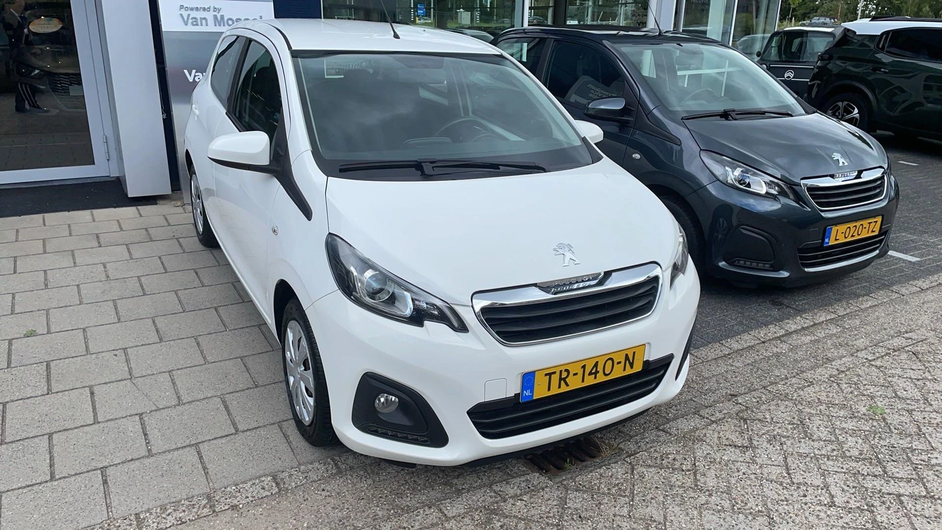 Peugeot-108-image-13
