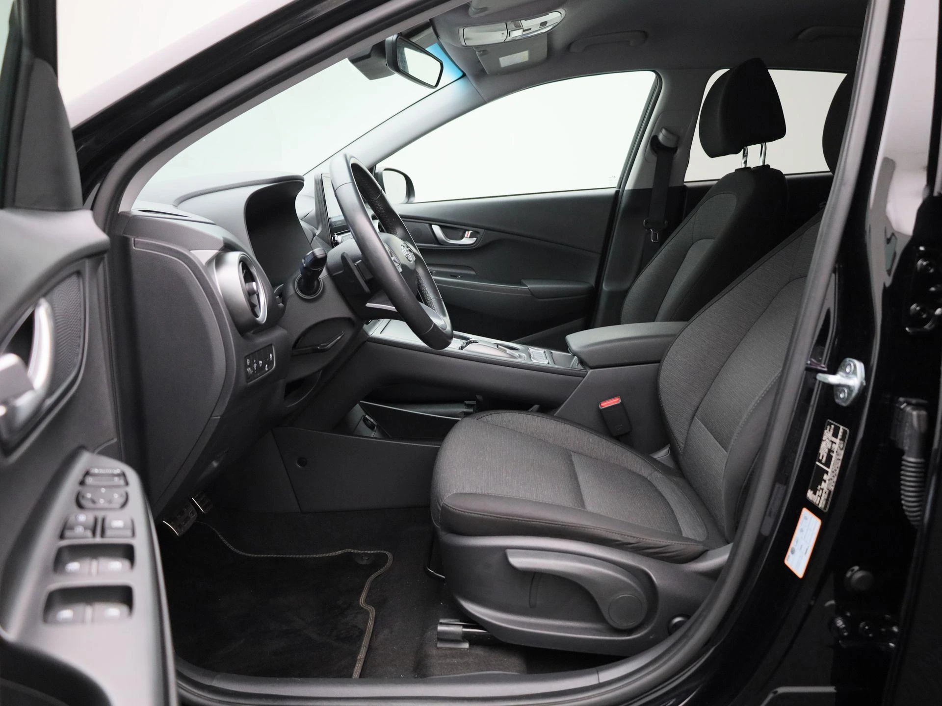 Hyundai-Kona-image-10
