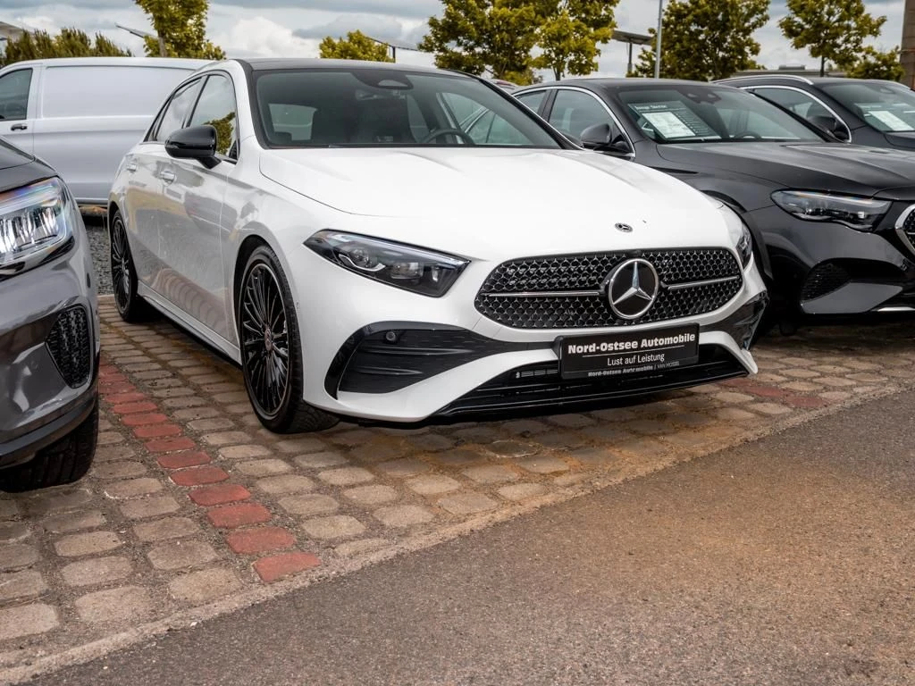 Mercedes-Benz-A-Klasse 180-image-4