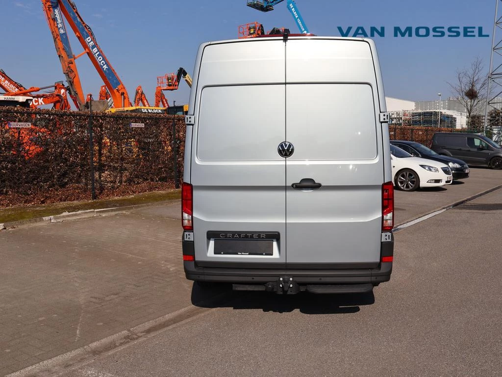 Volkswagen-Crafter-image-0