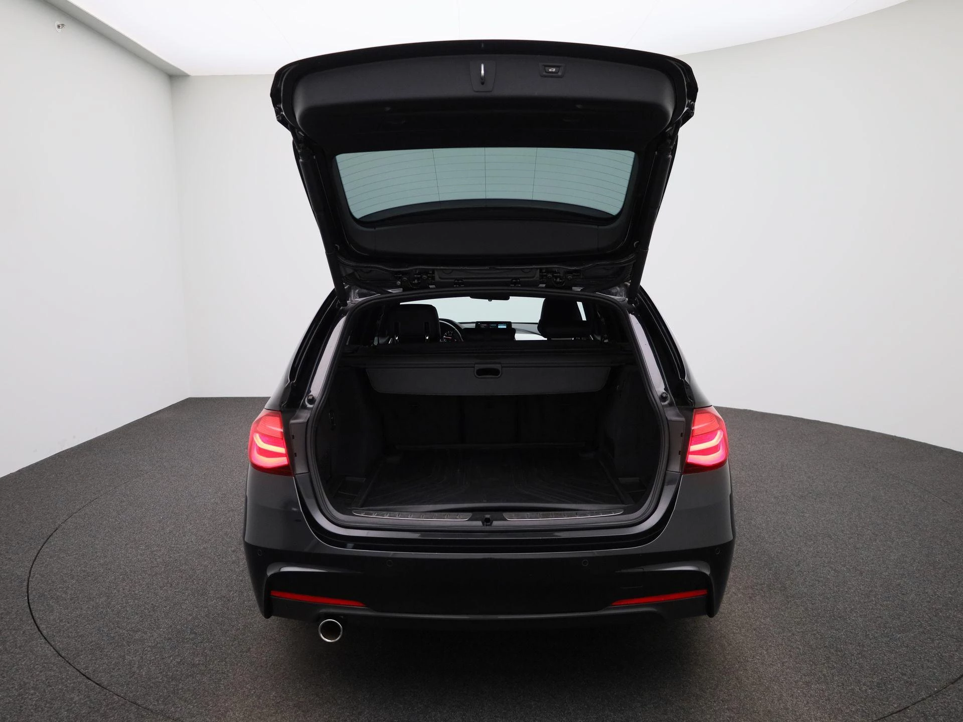 BMW 3 Serie Touring 318i M Sport Corporate Lease