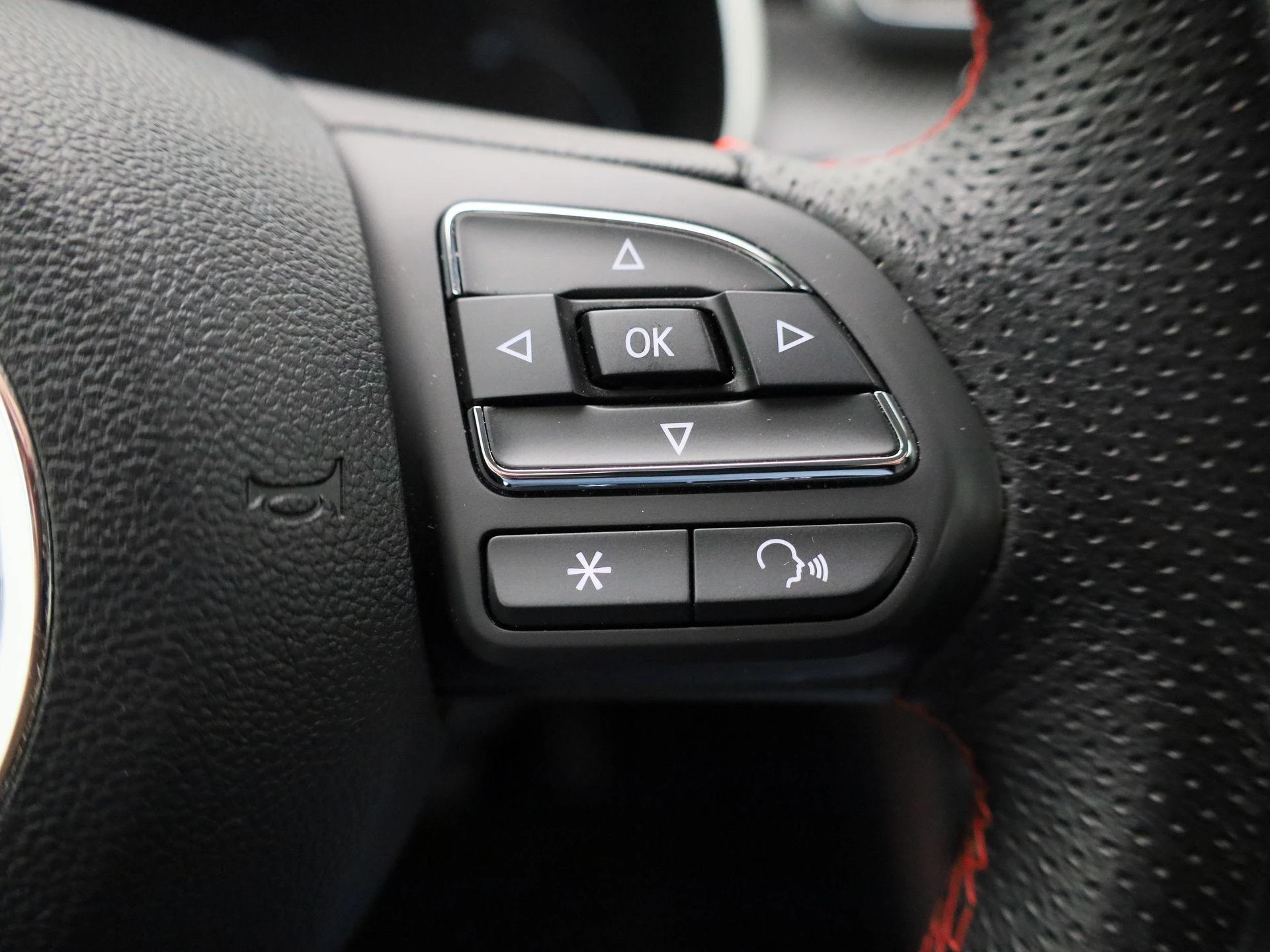 MG-ZS EV-image-16