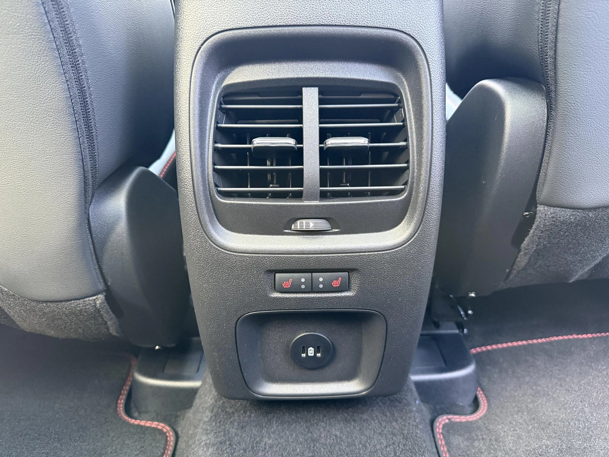 Ford-Kuga-image-11
