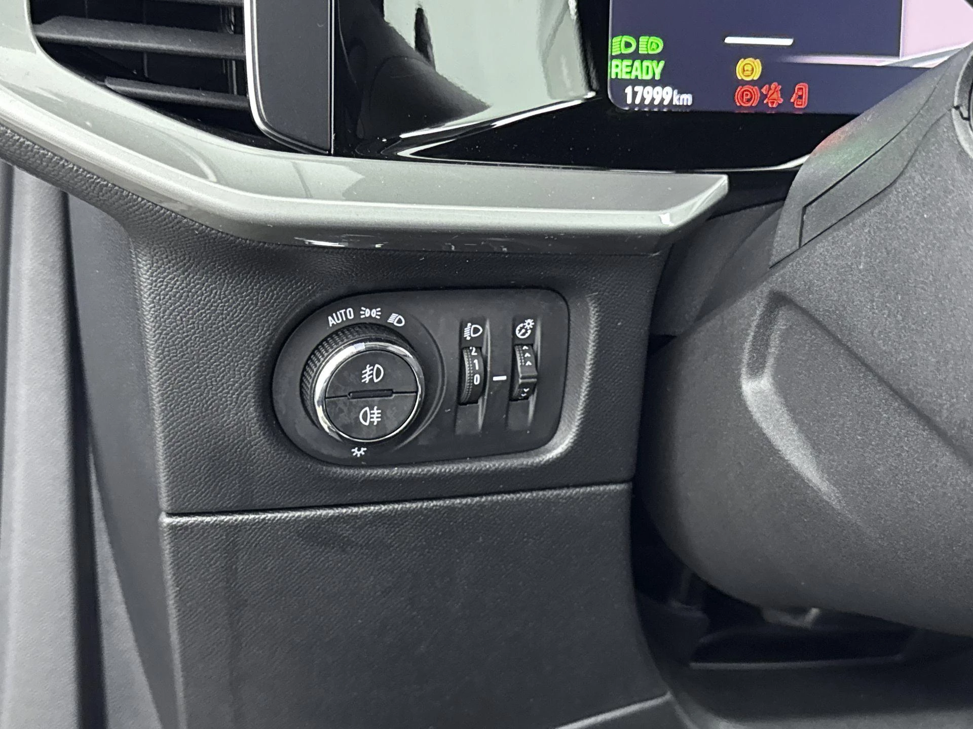 Opel-Mokka-e-image-23