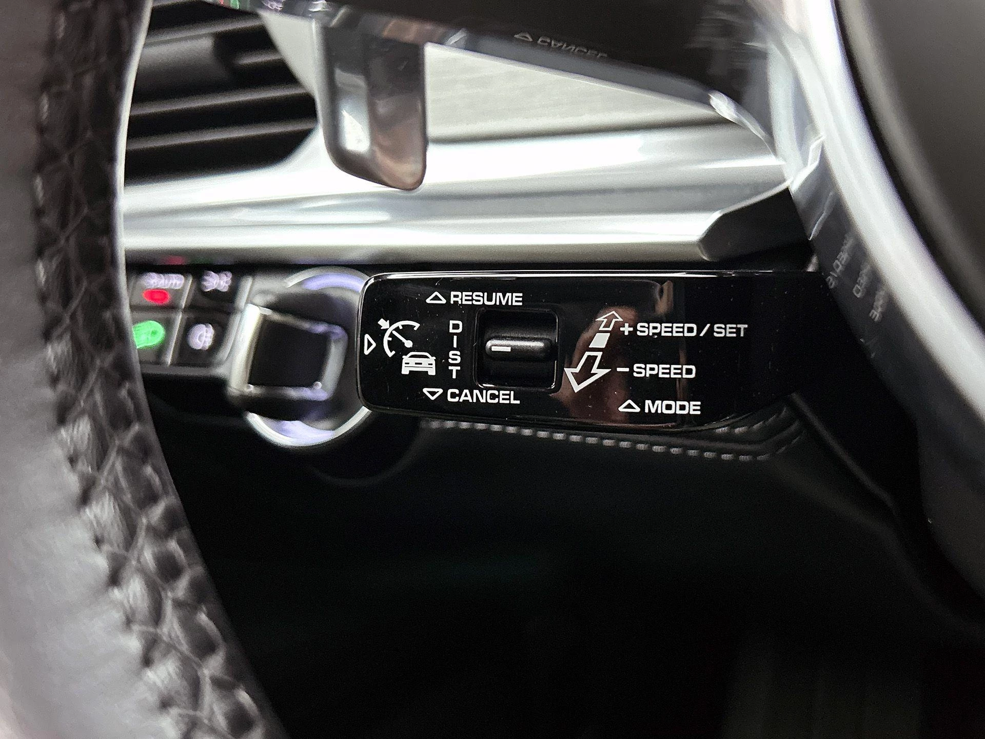 Porsche-Panamera-image-5