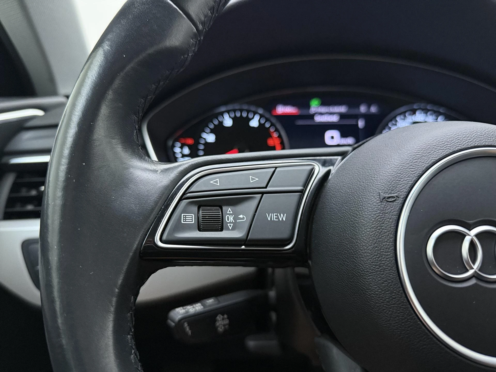 Audi-A4-image-16