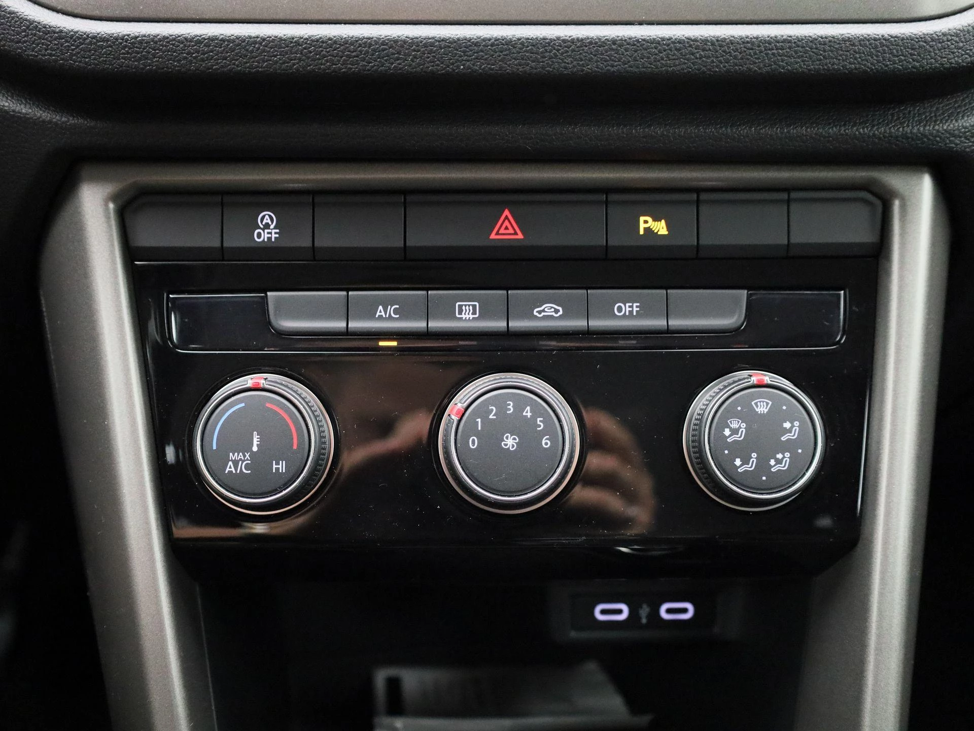 Volkswagen T-Roc 1.0 TSI Style Business