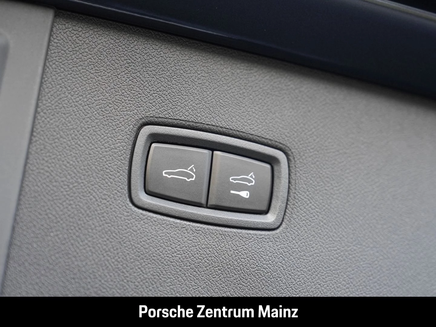 Porsche-Cayenne-image-33