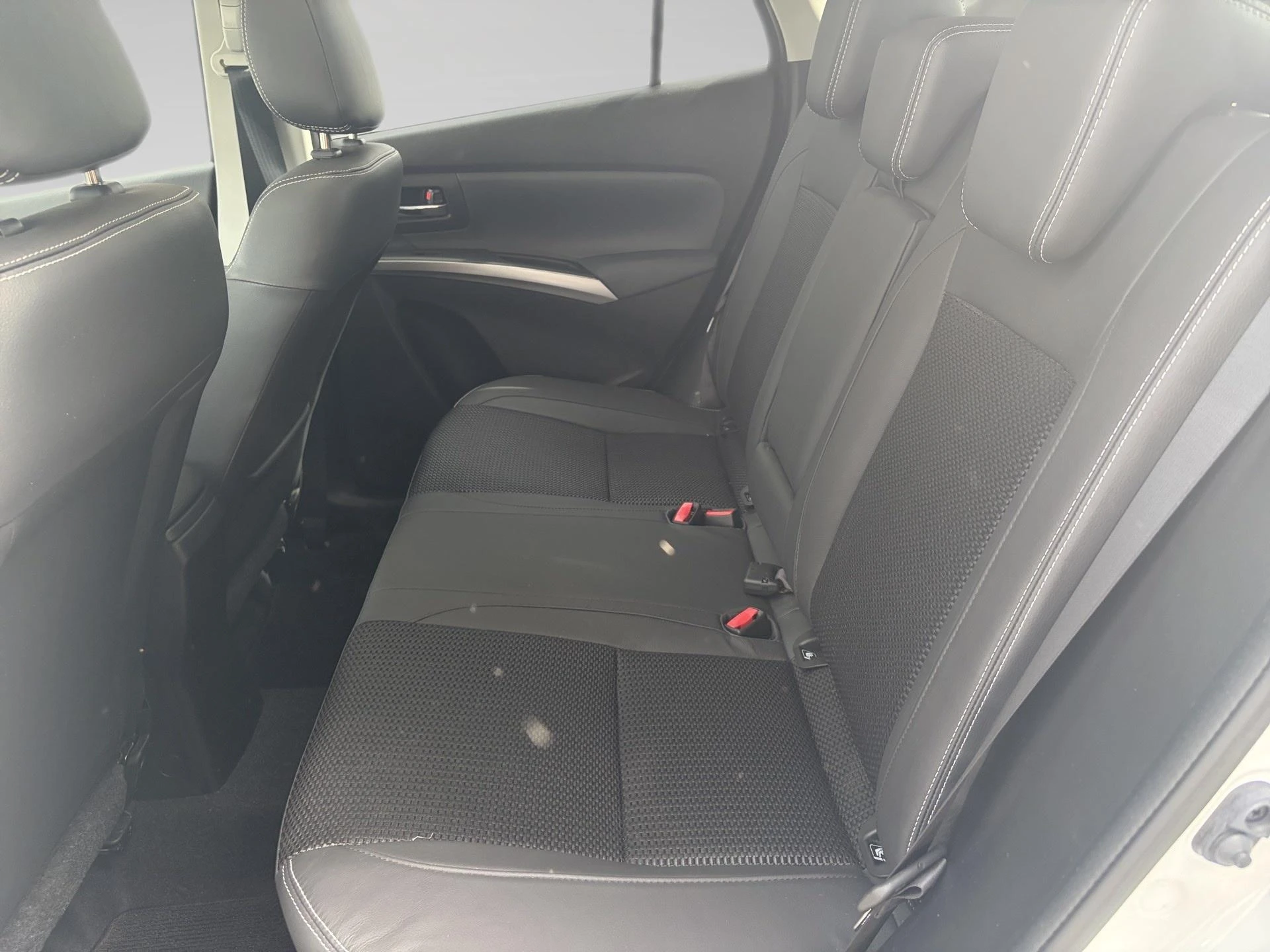 Suzuki-S-Cross-image-15