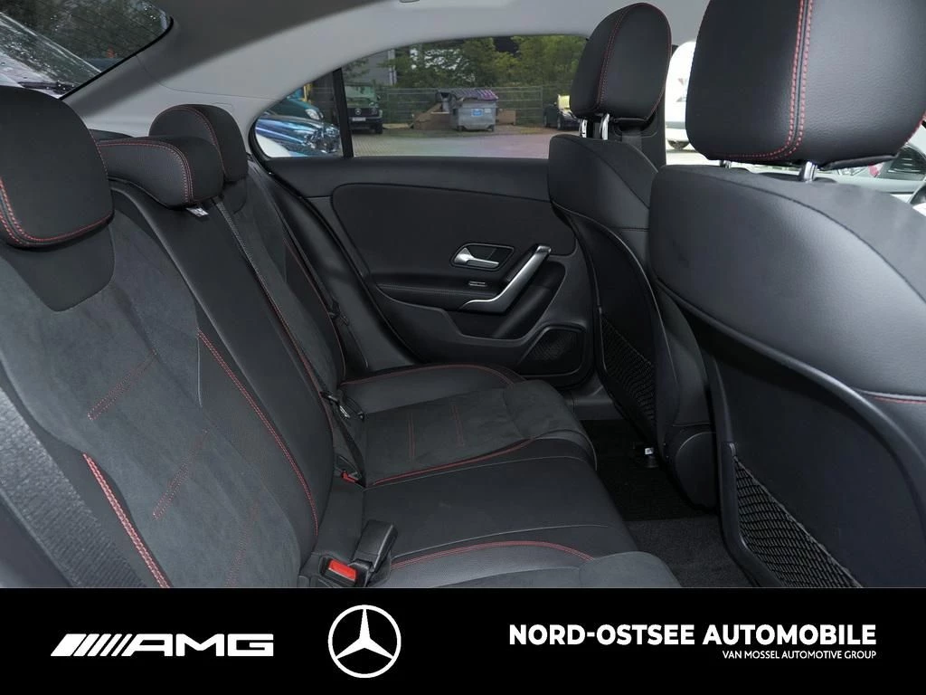Mercedes-Benz A-Klasse 250 LIMO AMG 4M NAVI TEMPOMAT LED SITZH AMG LineW177 A 250 LIMO AMG 4M NAVI TEMPOMAT LED SITZH AMG Line