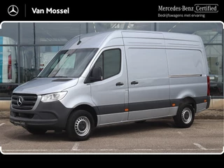 Mercedes-Benz-Sprinter-image-0