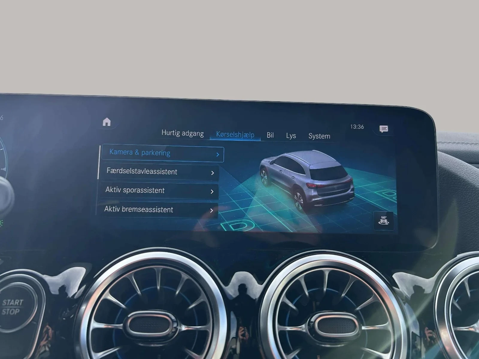 Mercedes-Benz EQA EQA300 AMG Line Edition 1 4Matic