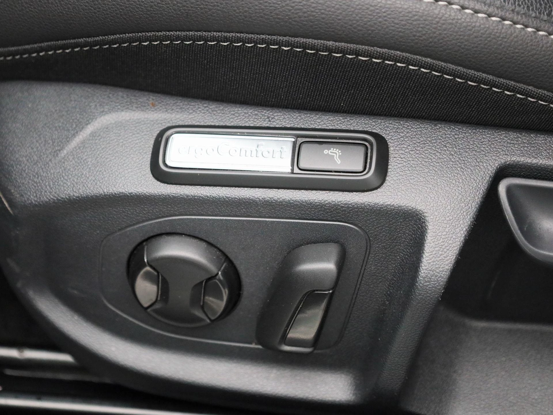 Volkswagen-Arteon-image-37