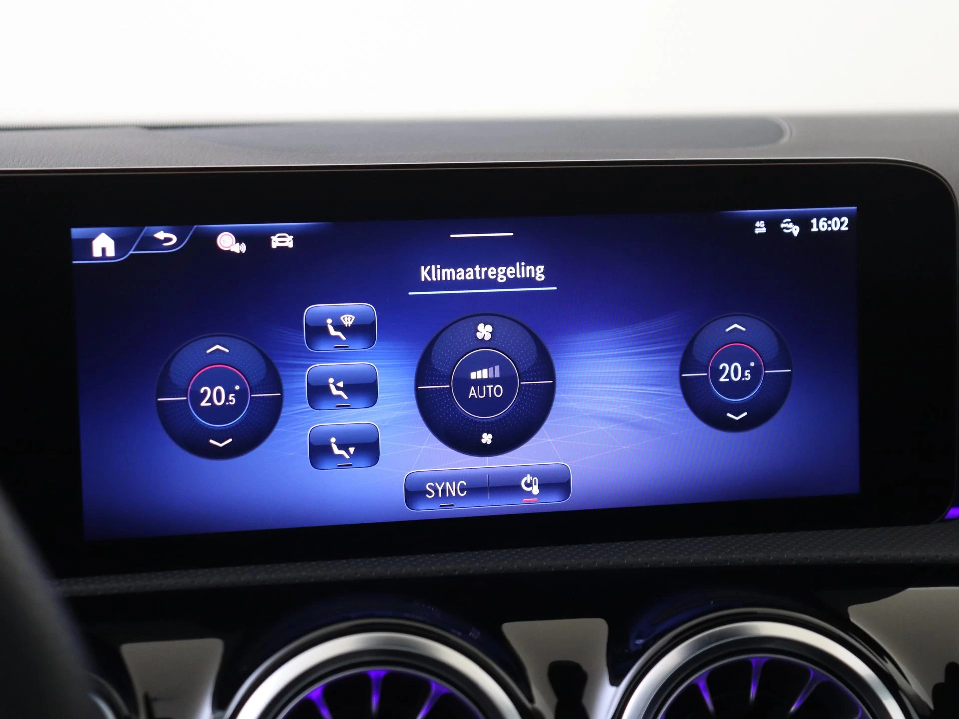 Mercedes-Benz-A-Klasse-image-17