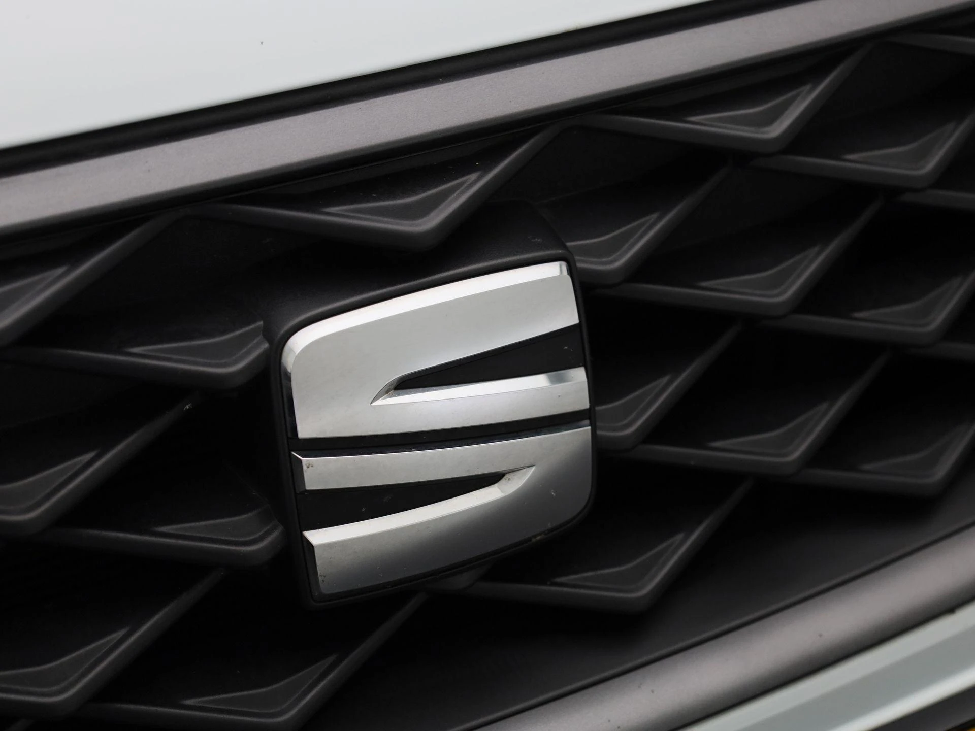 SEAT-Arona-image-32