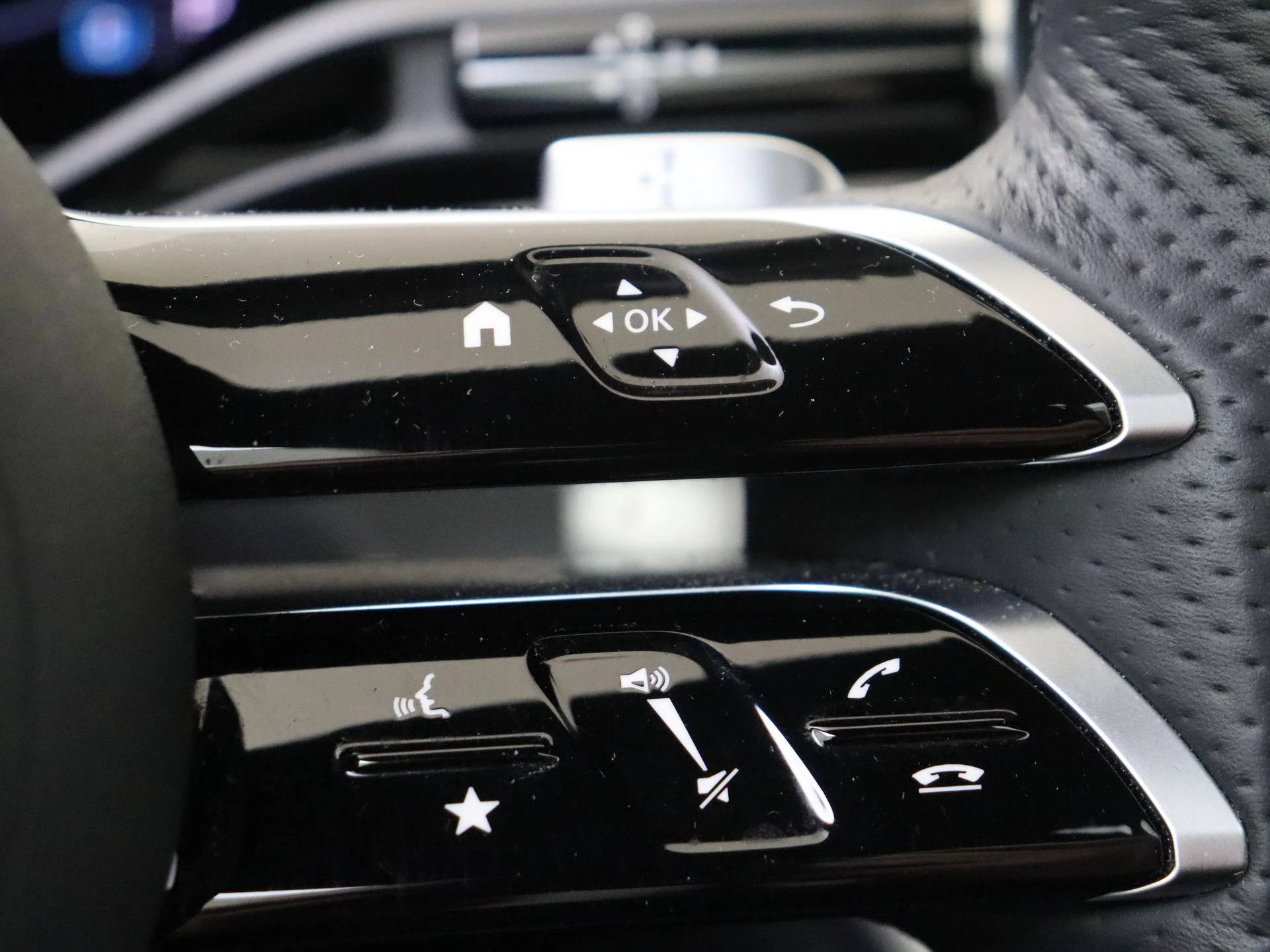 Mercedes-Benz-C-Klasse-image-13