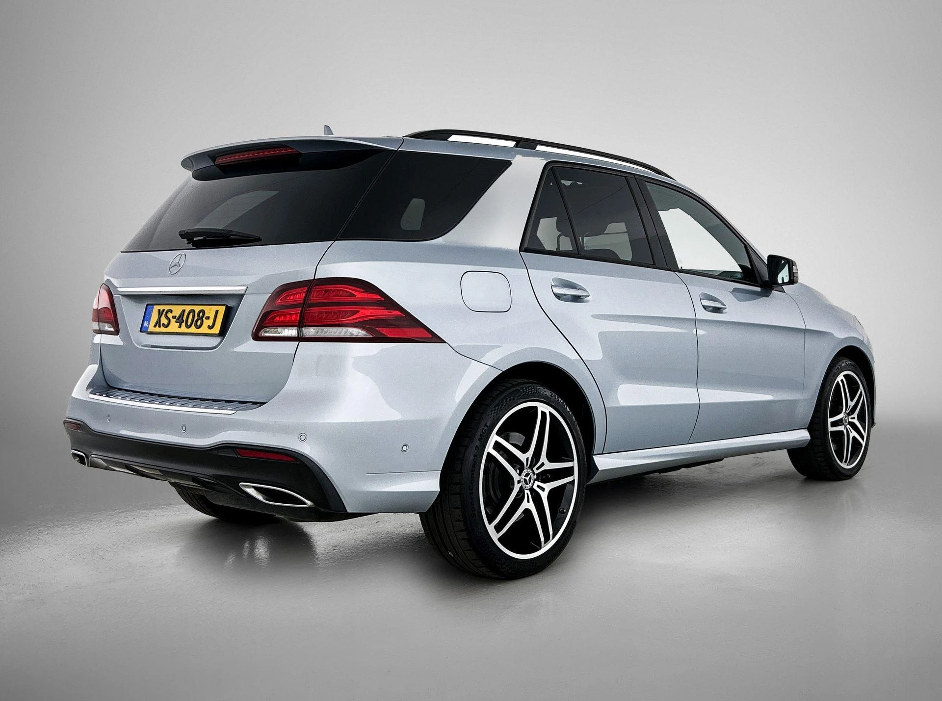 Mercedes-Benz-GLE-image-3