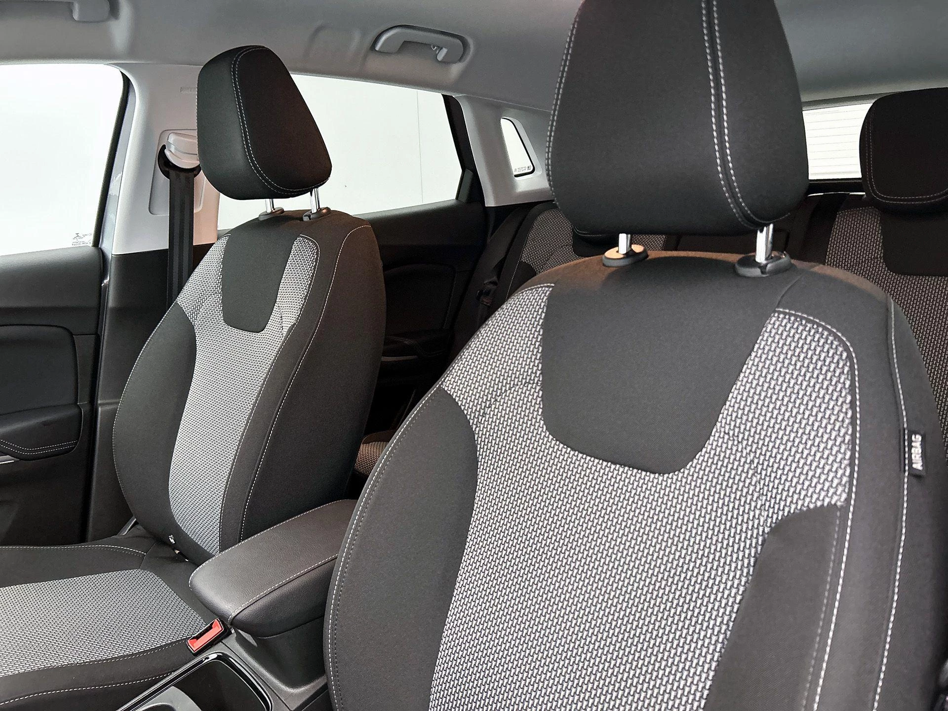 Opel-Grandland-image-9