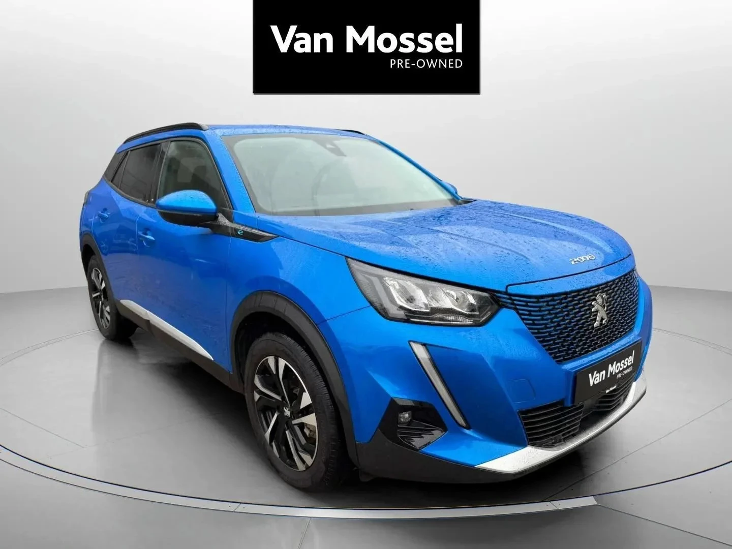 Peugeot-e-2008-image-2