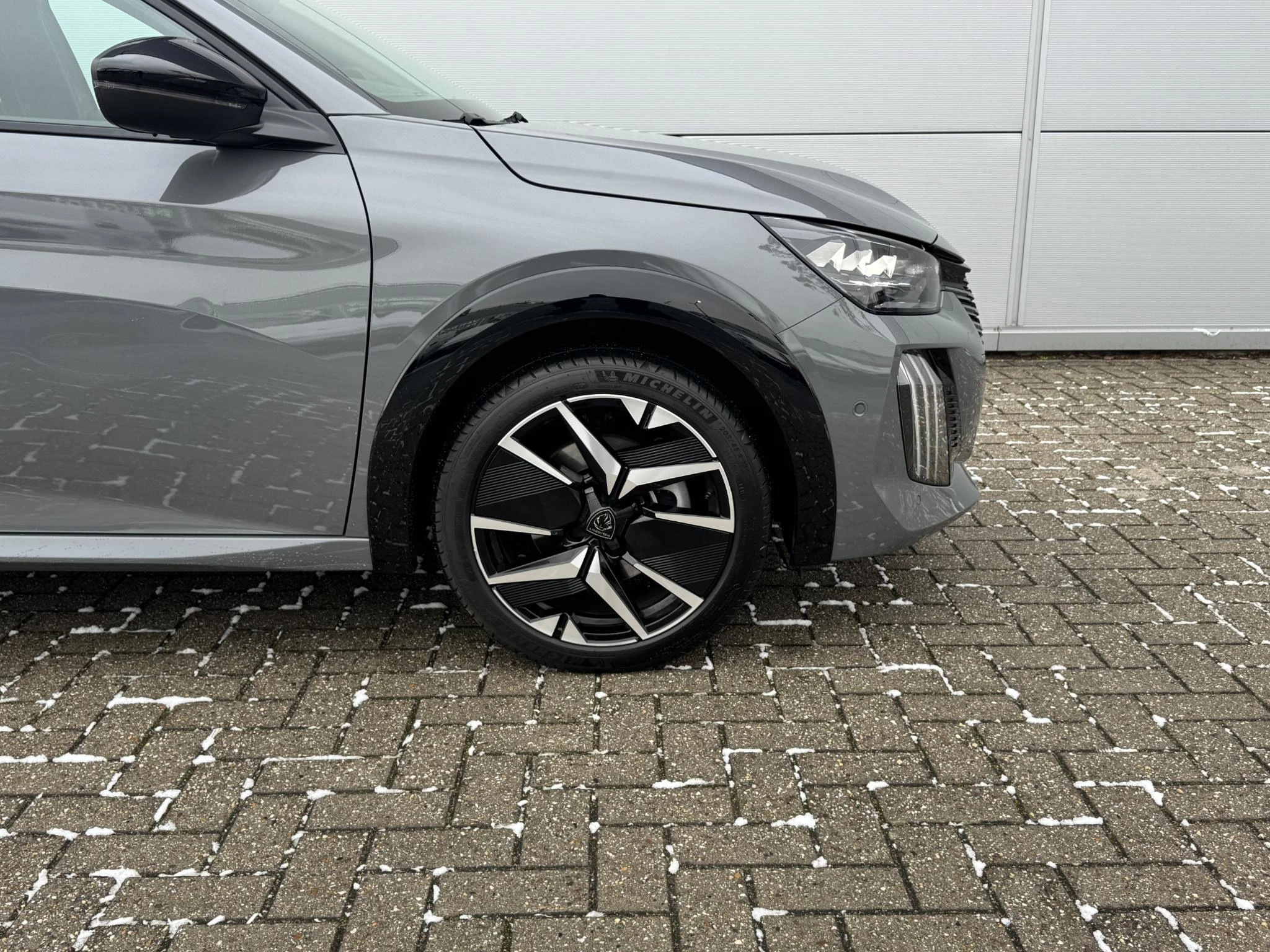Peugeot-208-image-9