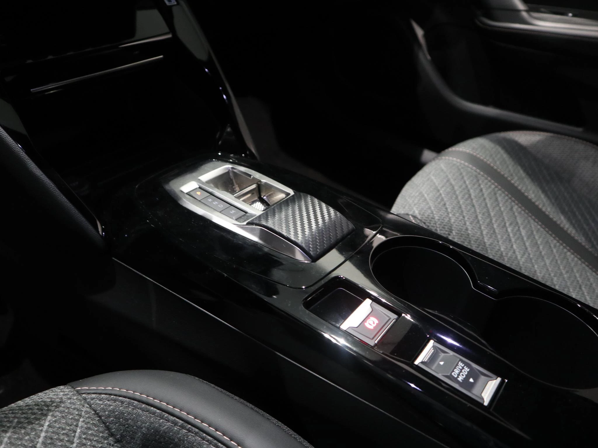 Peugeot-2008-image-19