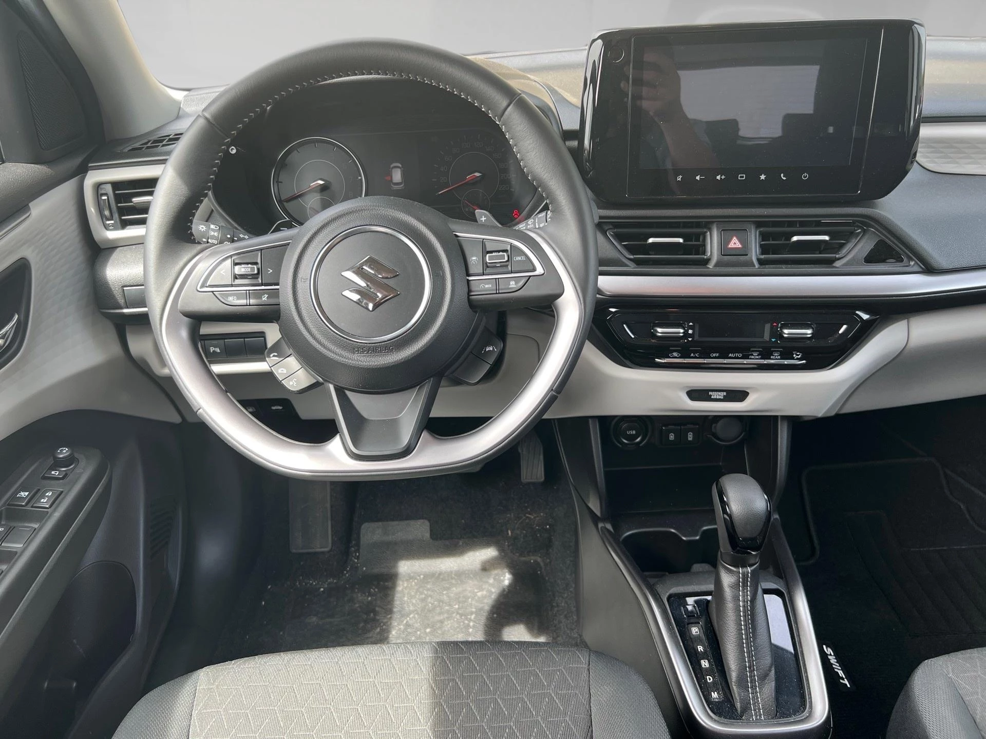 Suzuki Swift 1.2 Grand Luxe + CVT