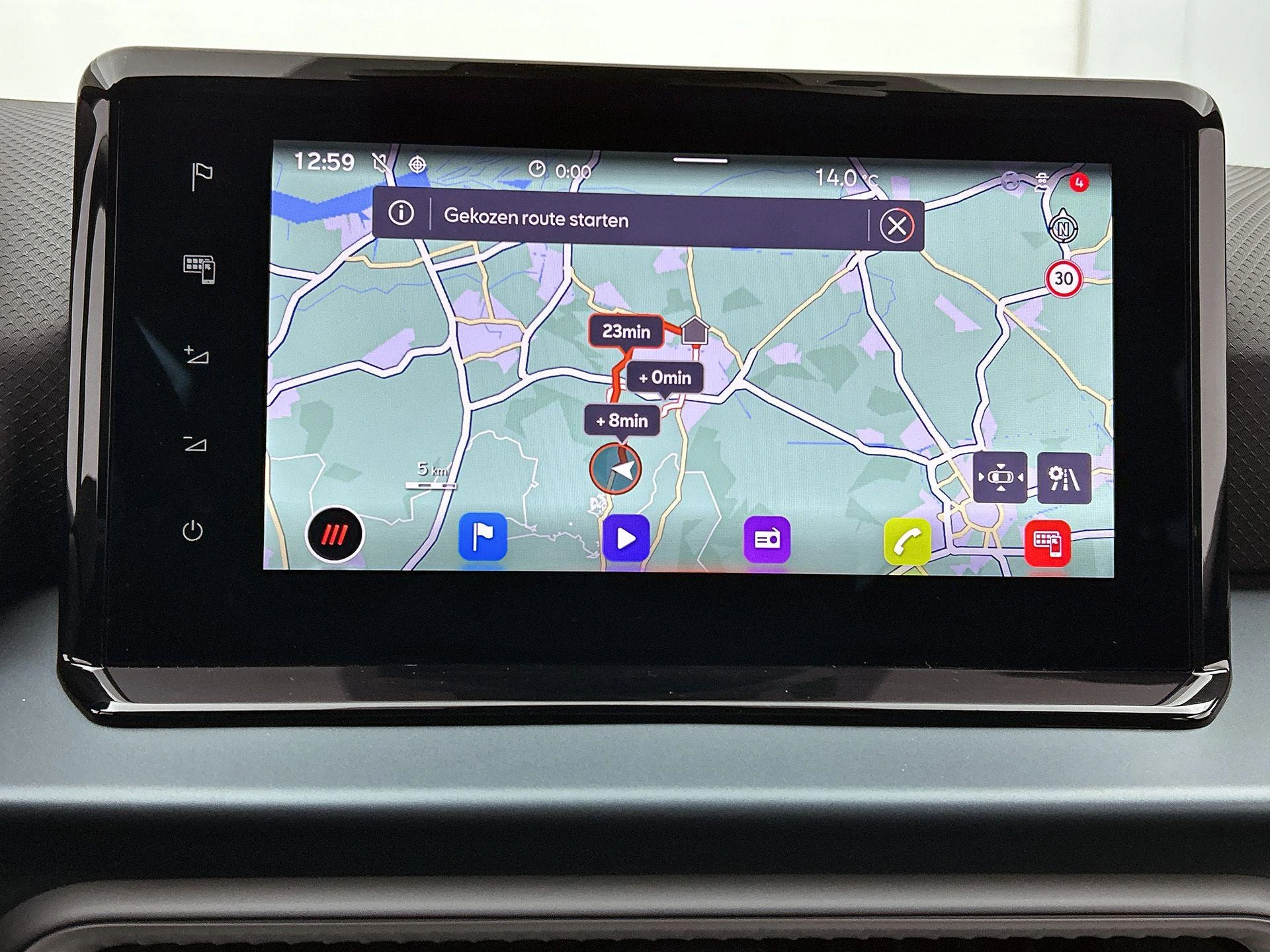 SEAT-Arona-image-29
