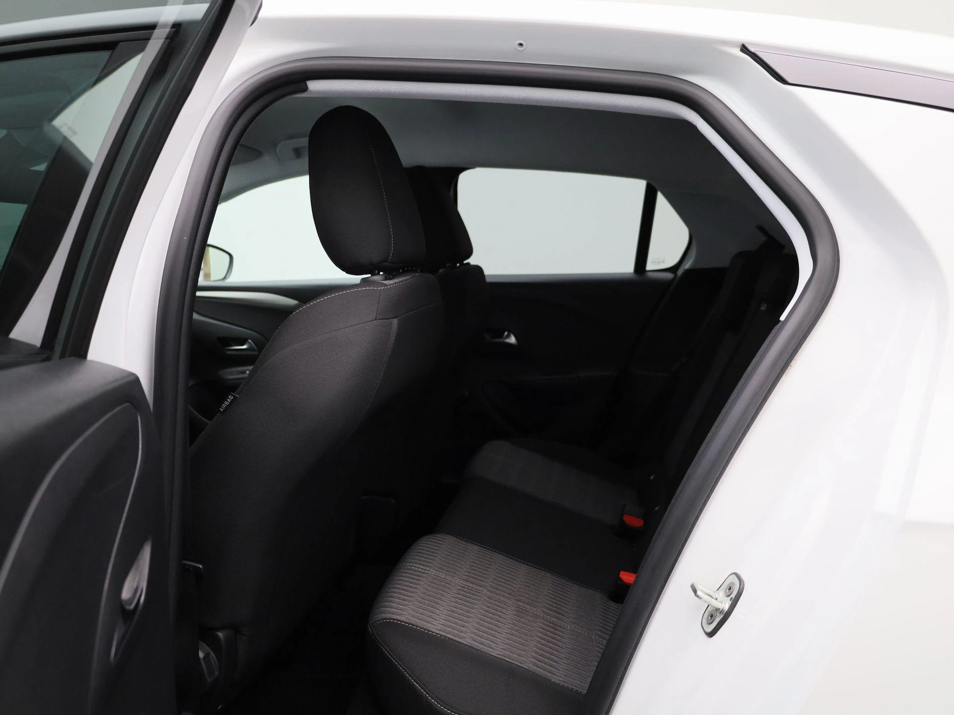 Opel-Corsa-e-image-9