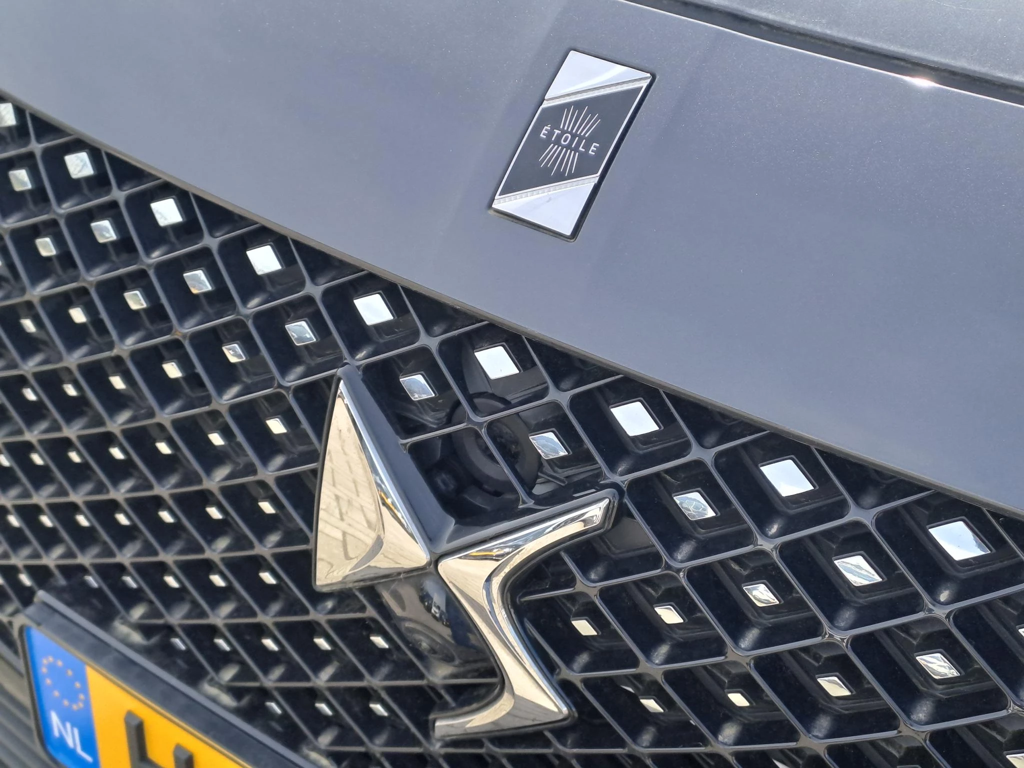 DS DS 7 1.6 PHEV 300 4x4 Etoile